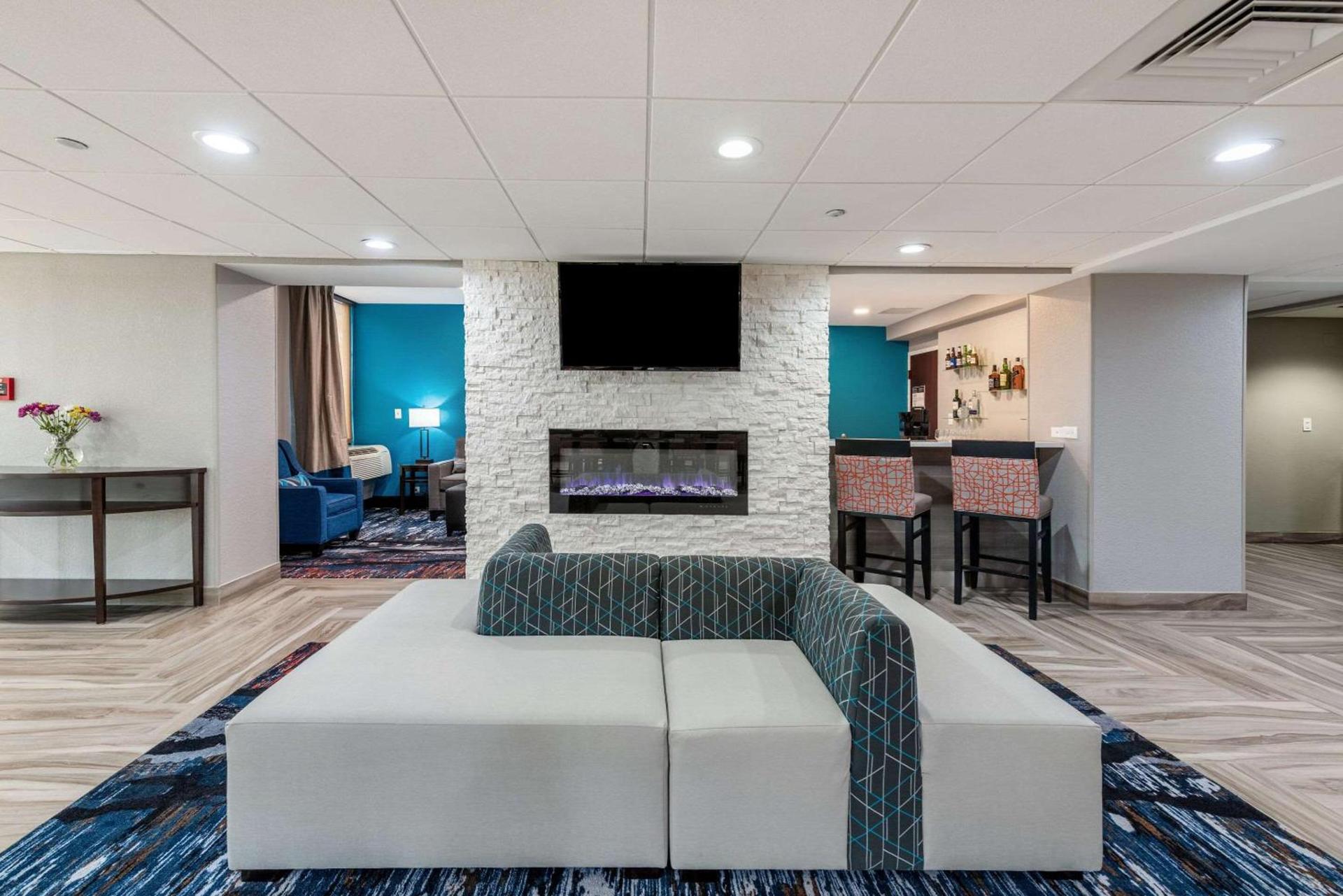 Comfort Inn Chicago Schaumburg - O'Hare Airport photo 16