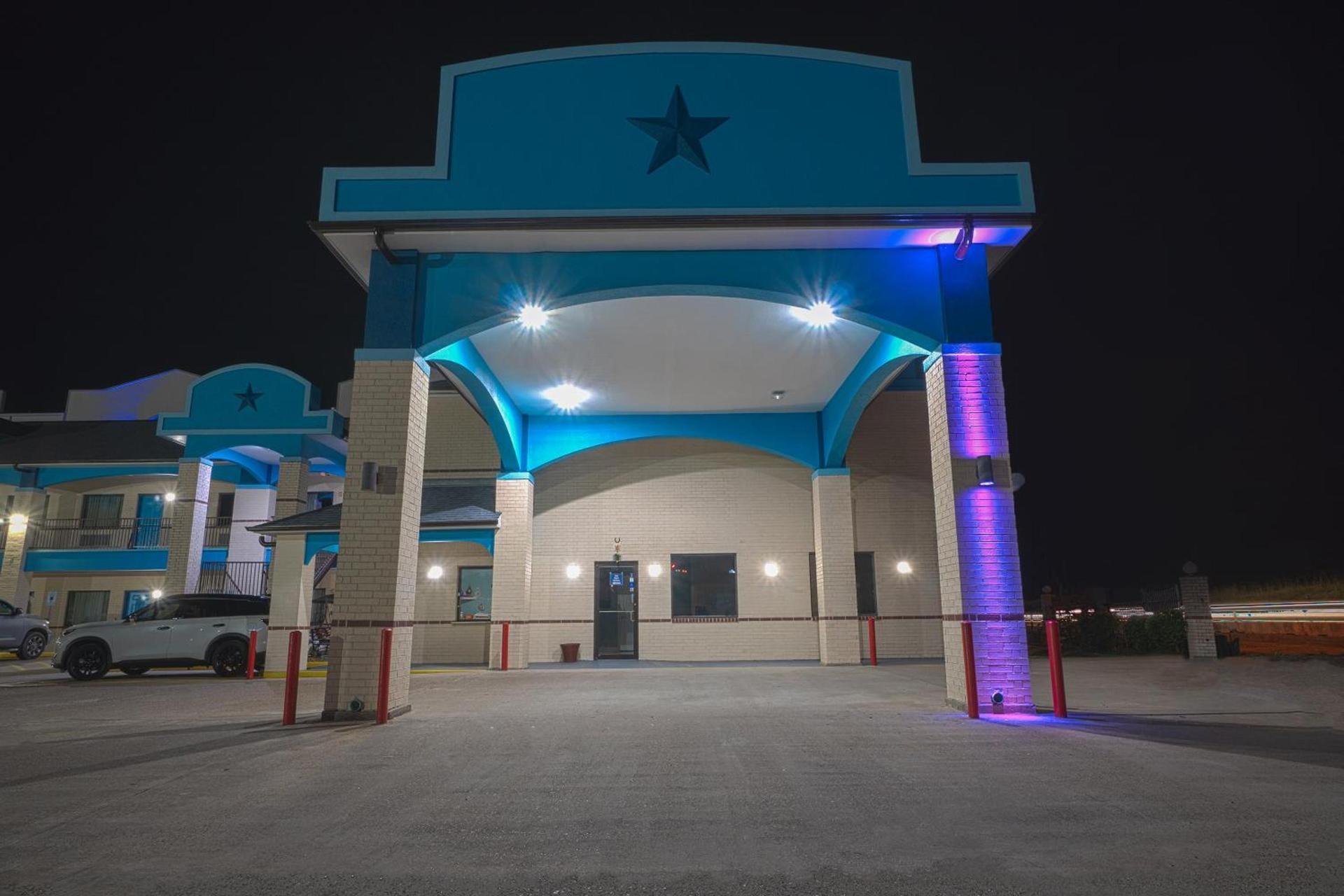 Hotel Bliss Kemah photo 10