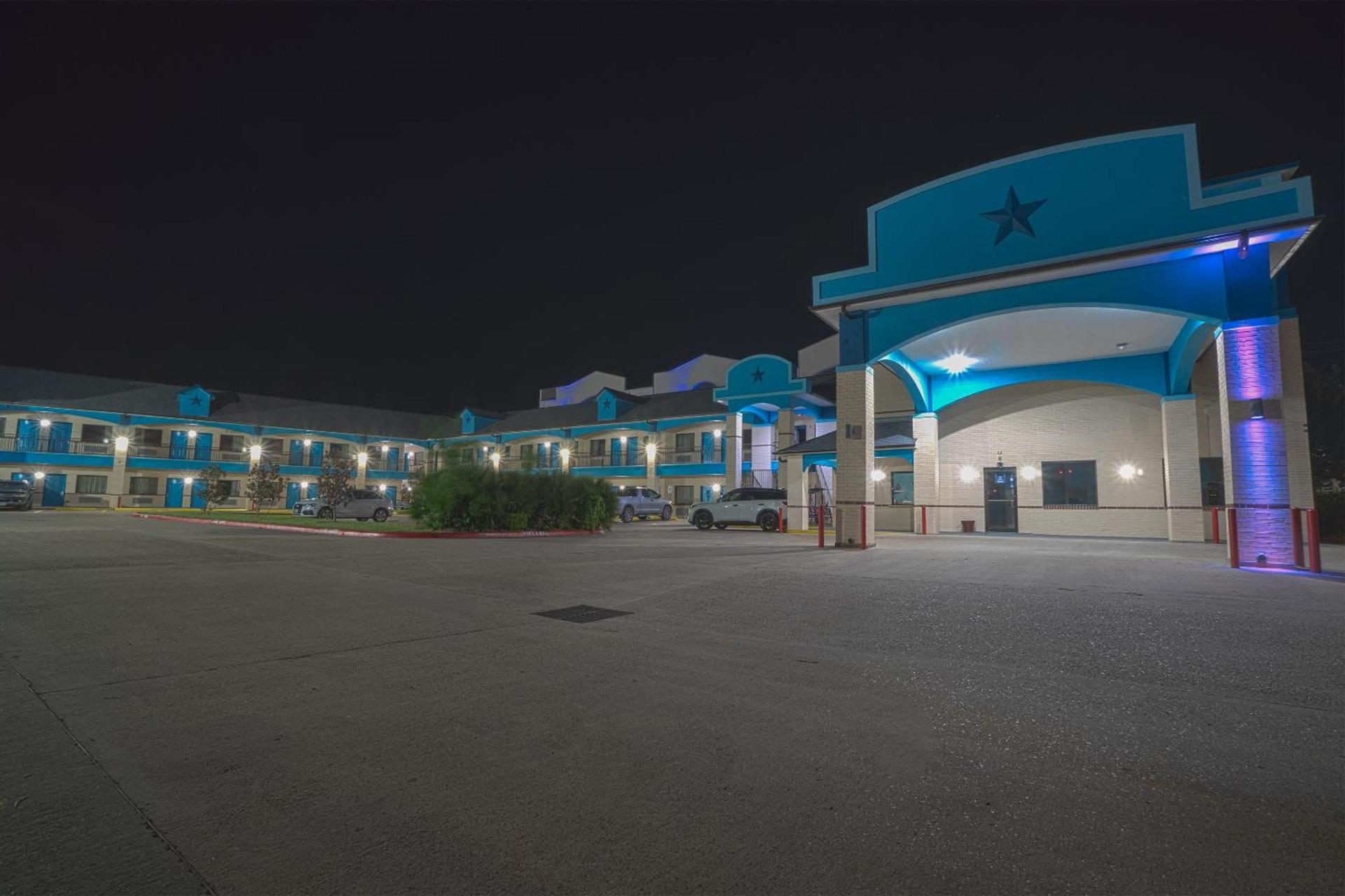 Hotel Bliss Kemah photo 8