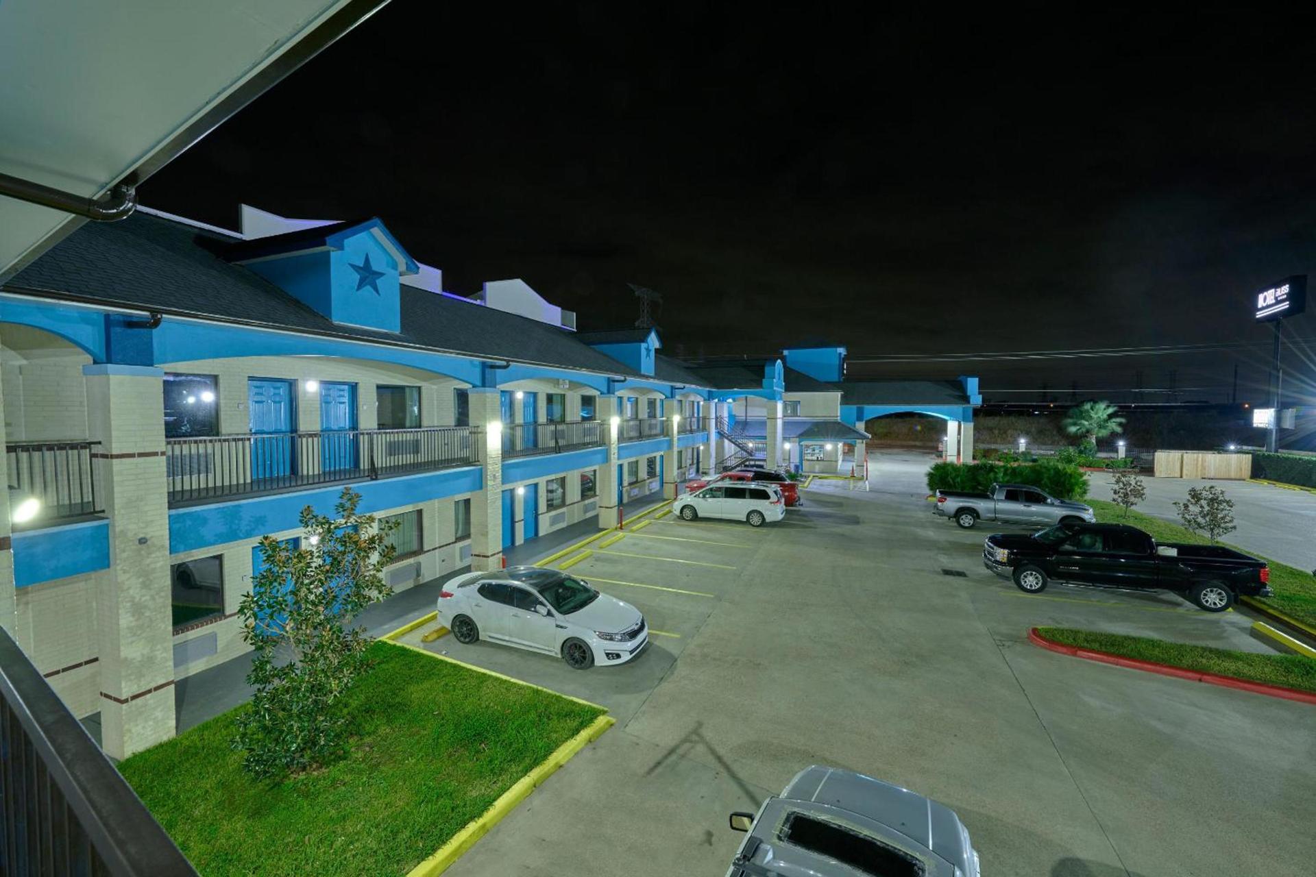 Hotel Bliss Kemah photo 18
