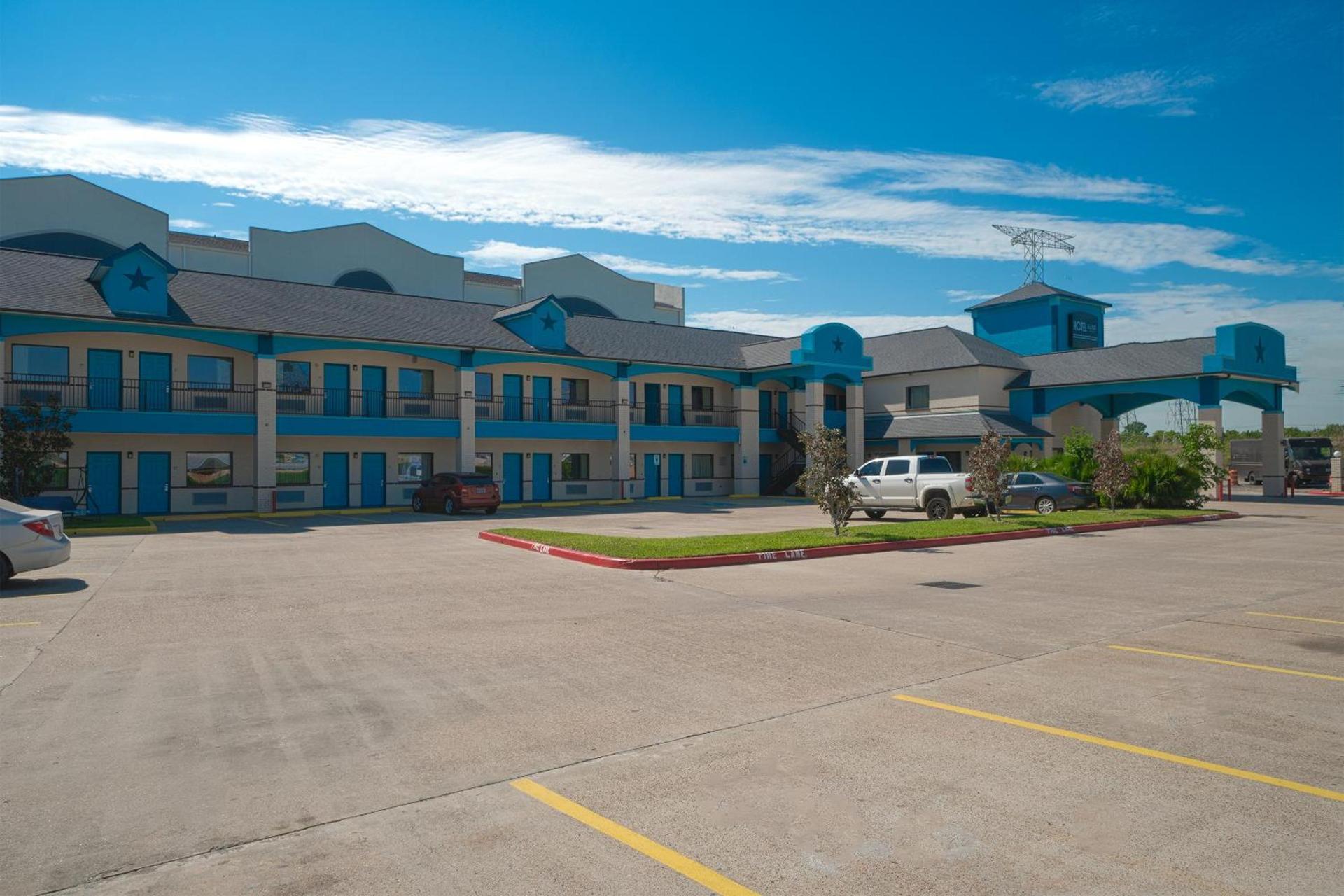 Hotel Bliss Kemah photo 23