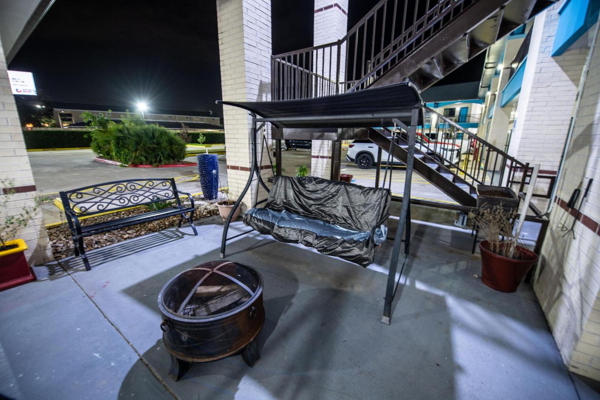 Hotel Bliss Kemah photo 26