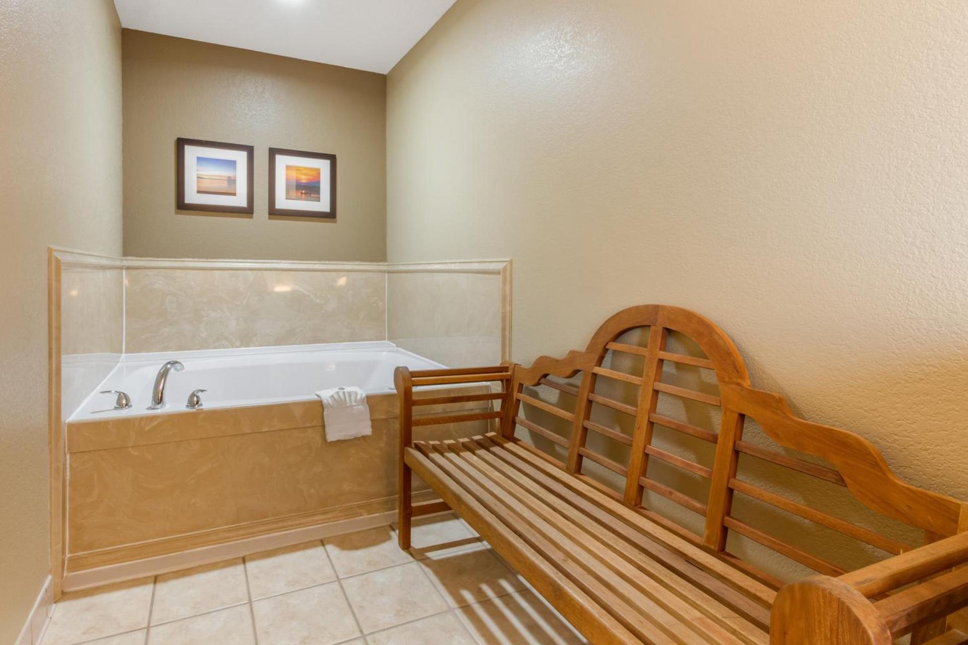 Comfort Inn & Suites Bryant - Benton photo 31