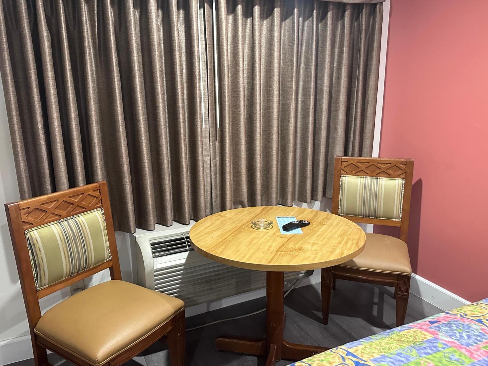 Willow Tree Lodge photo 23