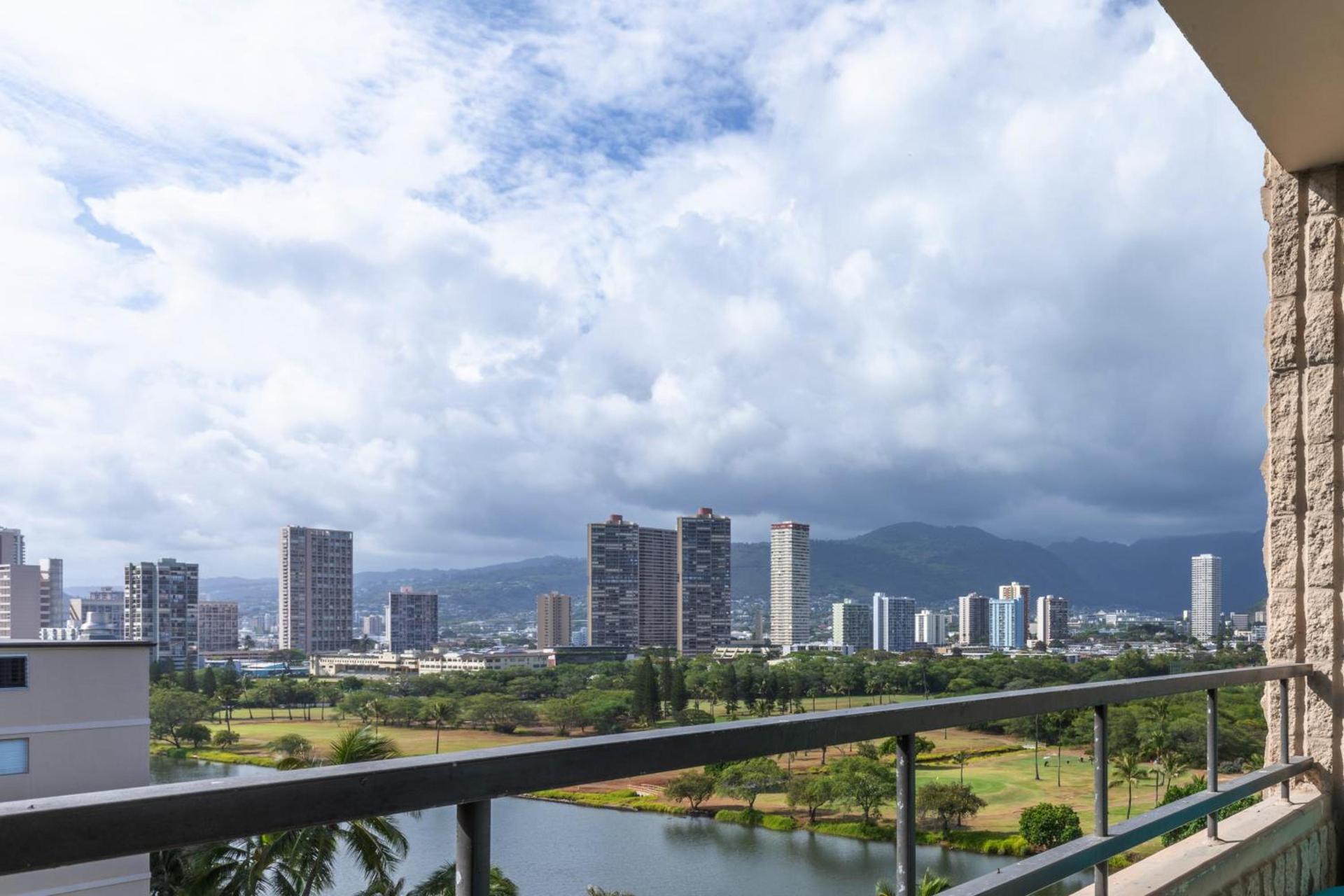 Wayfinder Waikiki - Voted Top 10 Best Hotels in Hawaii! photo 50