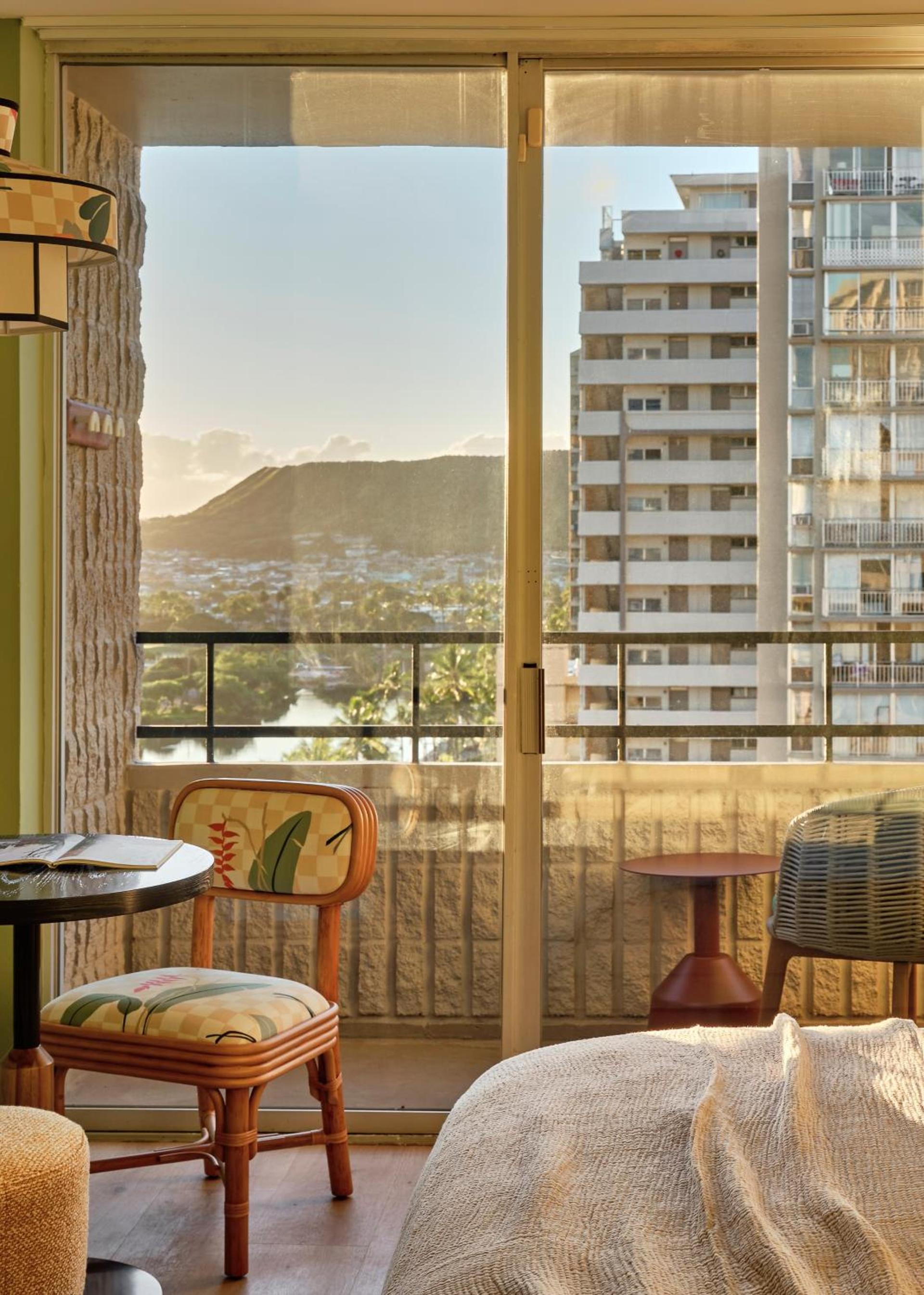 Wayfinder Waikiki - Voted Top 10 Best Hotels in Hawaii! photo 24
