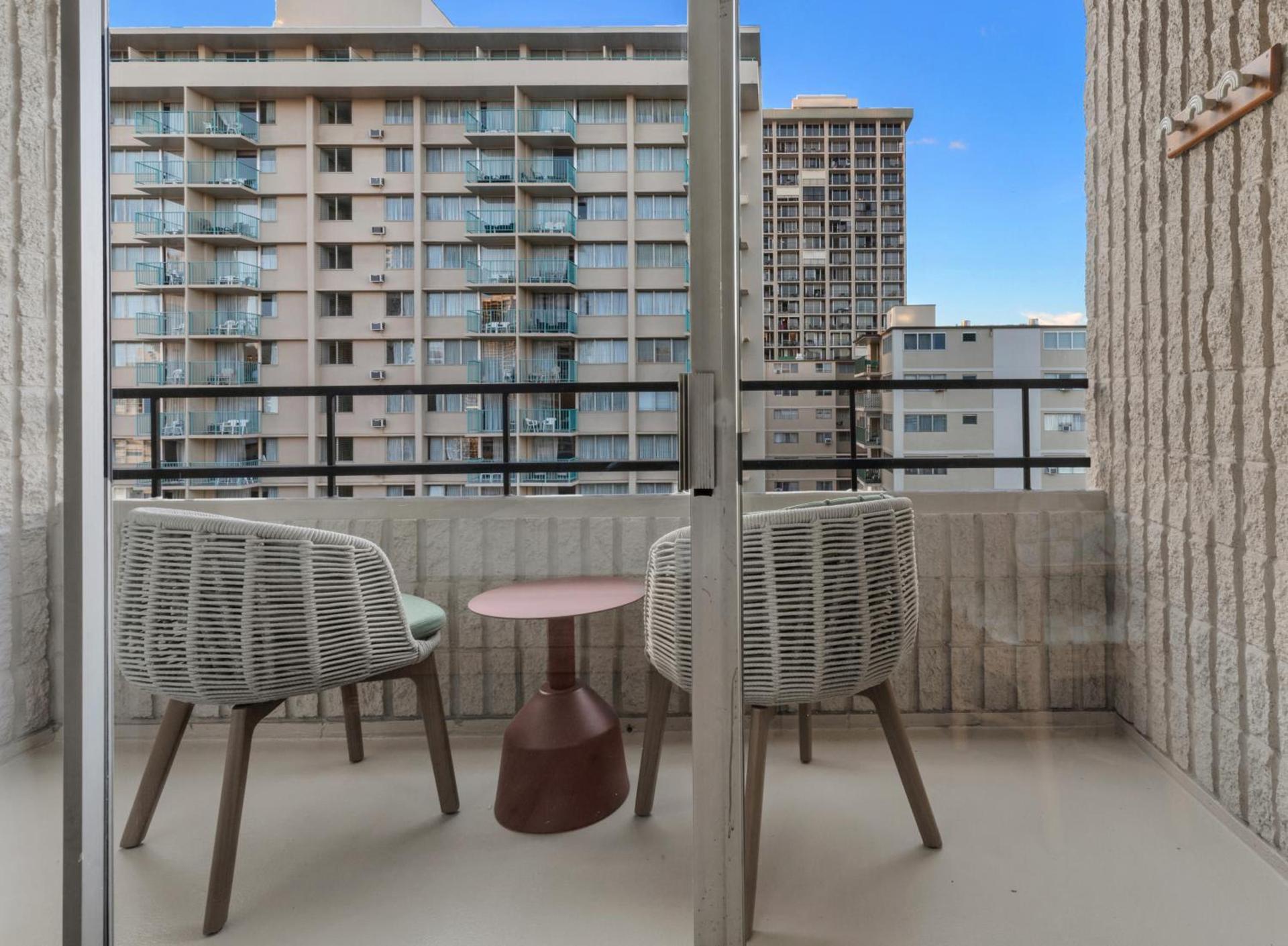 Wayfinder Waikiki - Voted Top 10 Best Hotels in Hawaii! photo 41