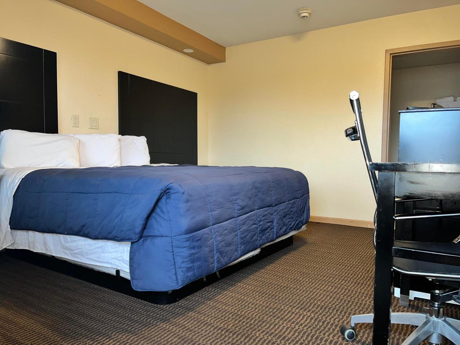 Circle Motor Lodge photo 42