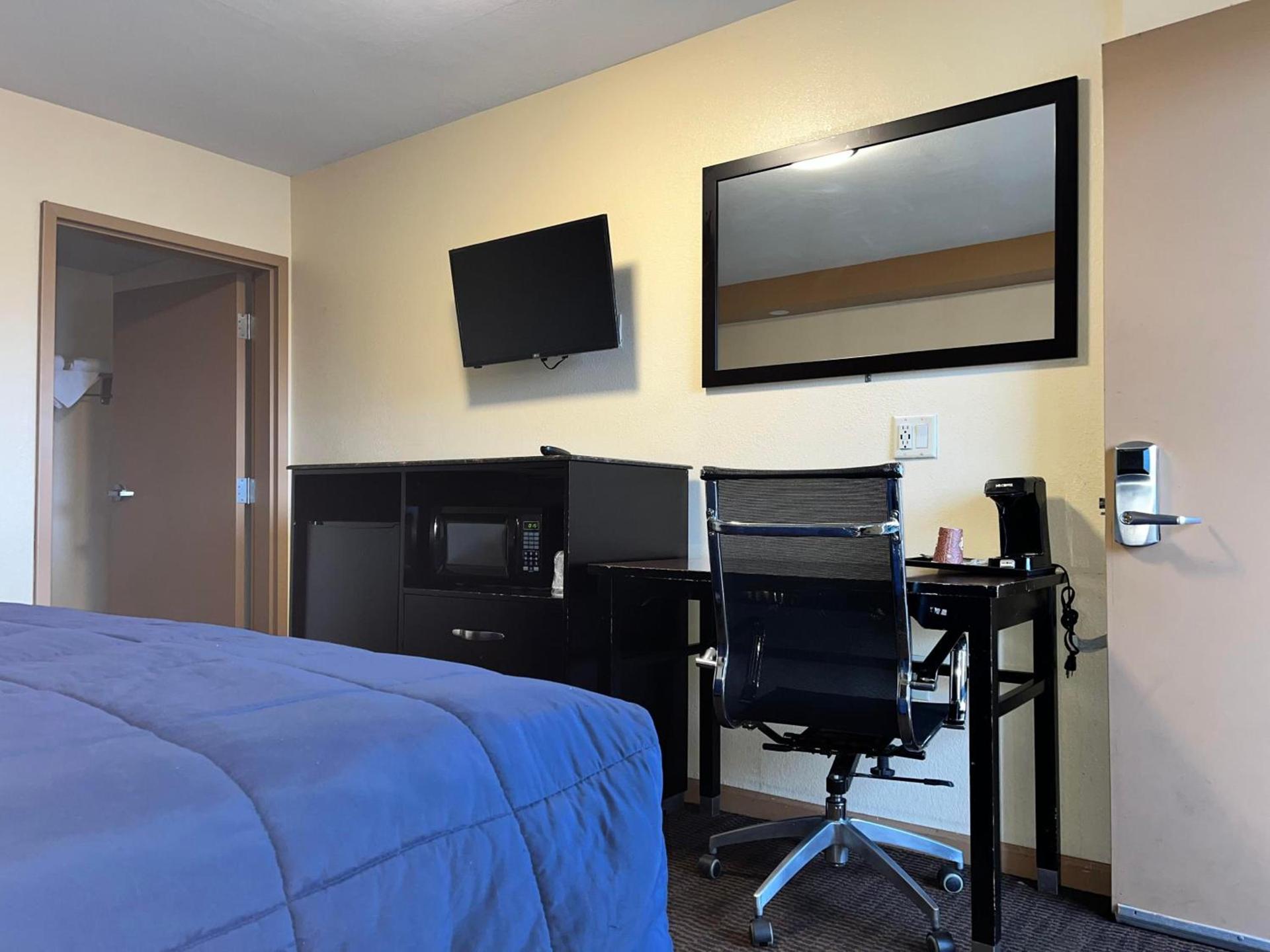 Circle Motor Lodge photo 14