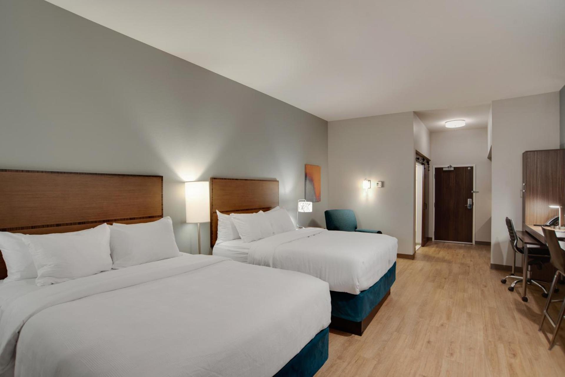 MainStay Suites Carlisle - Harrisburg photo 2