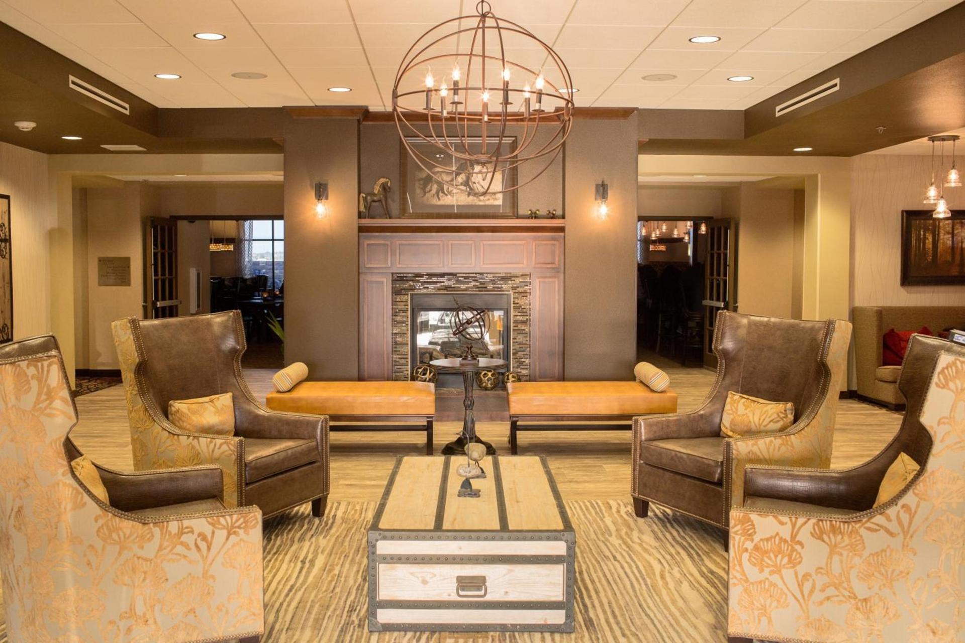 Teddy's Residential Suites New Town photo 3