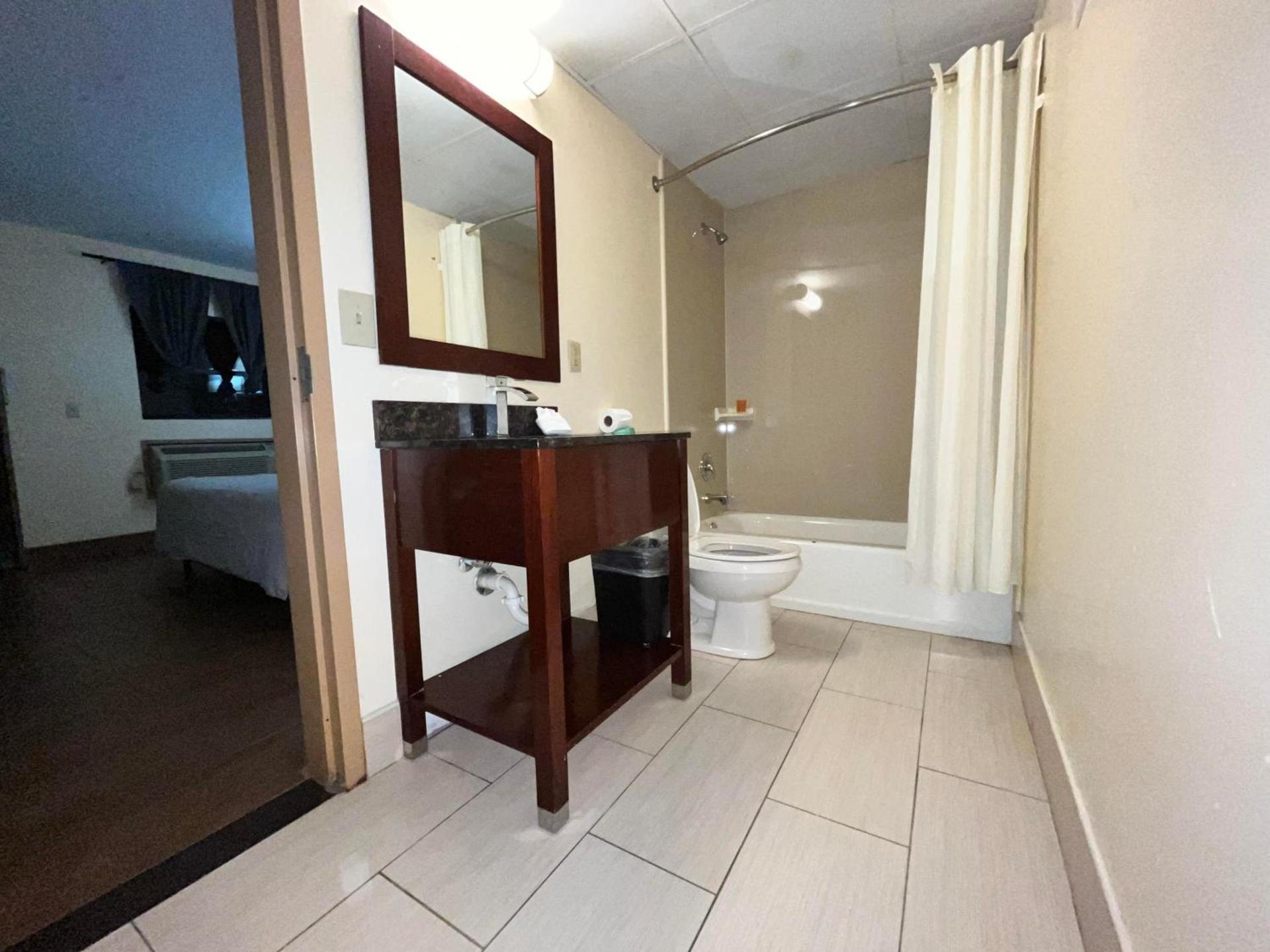 Circle Motor Lodge photo 13