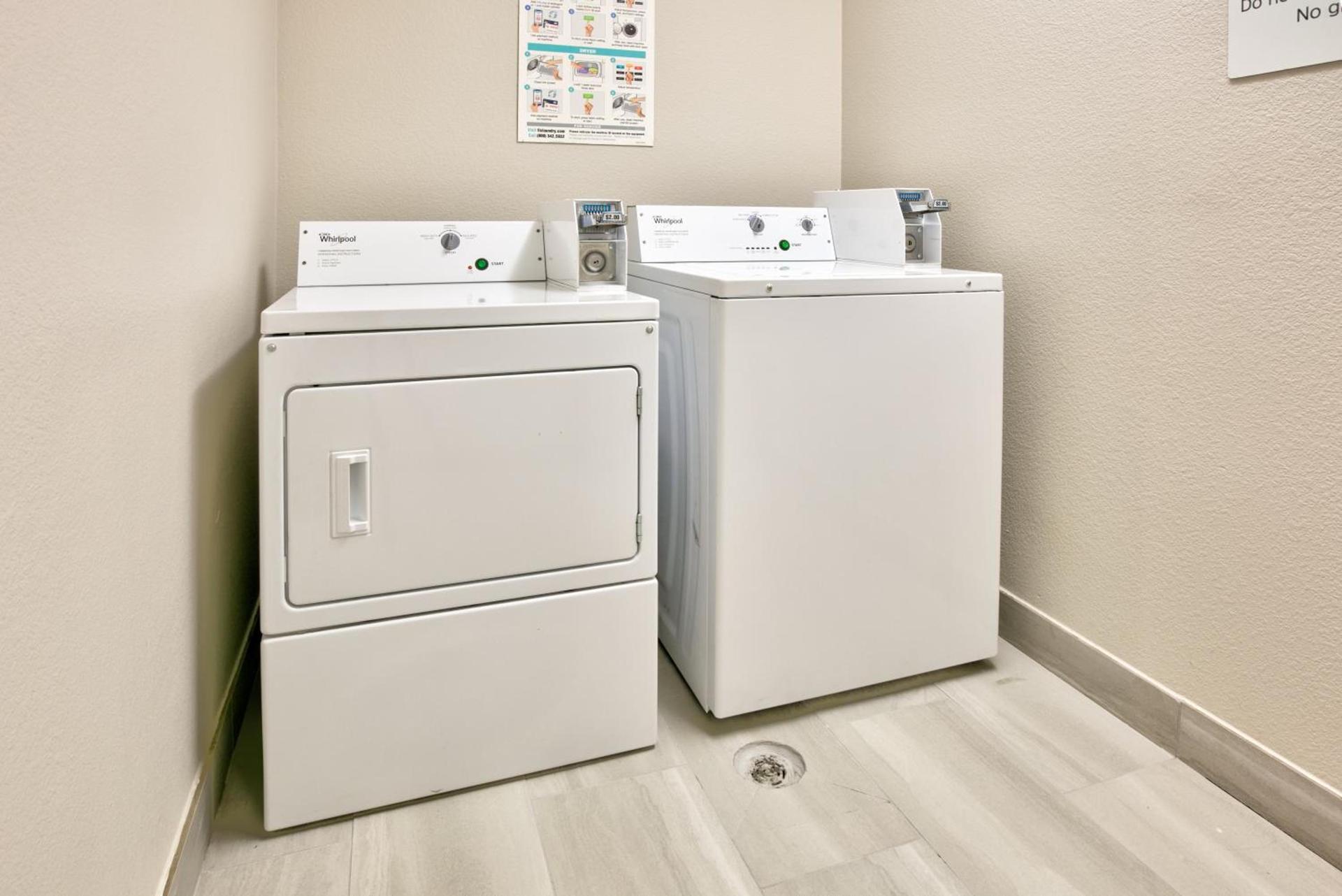 Holiday Inn Express & Suites North Dallas at Preston by IHG photo 37