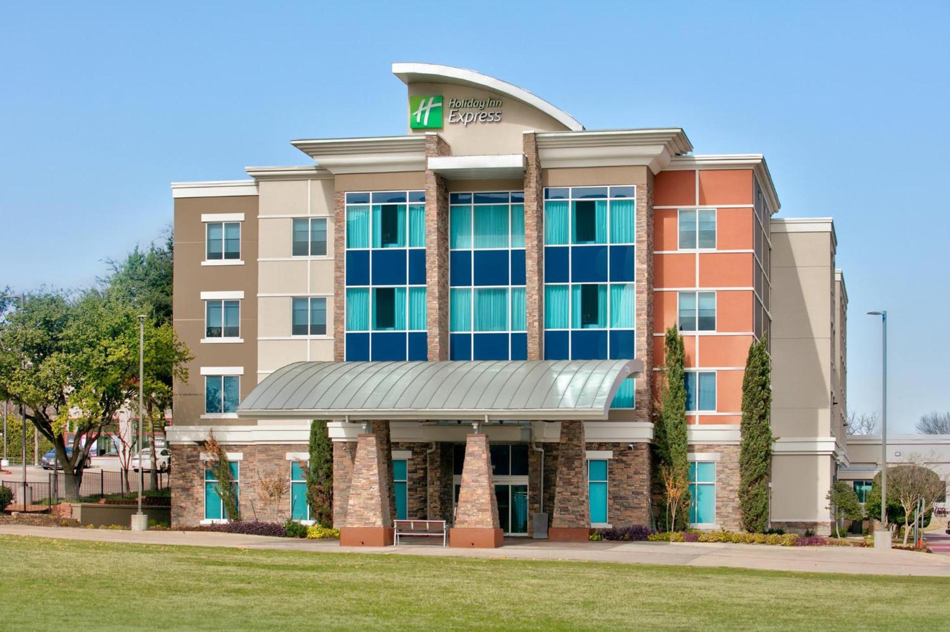 Holiday Inn Express & Suites North Dallas at Preston by IHG photo 54