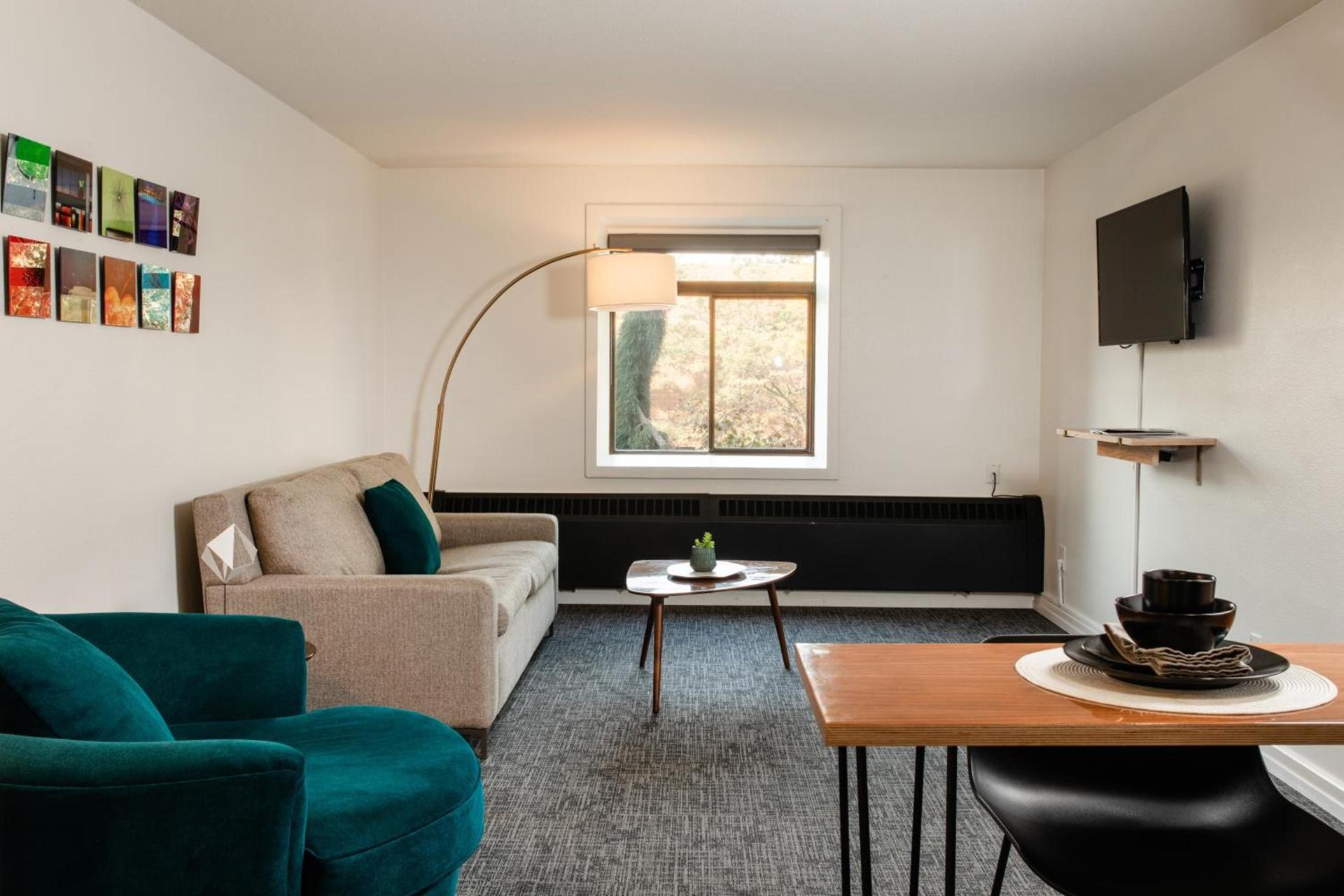 Hotel Leo photo 11