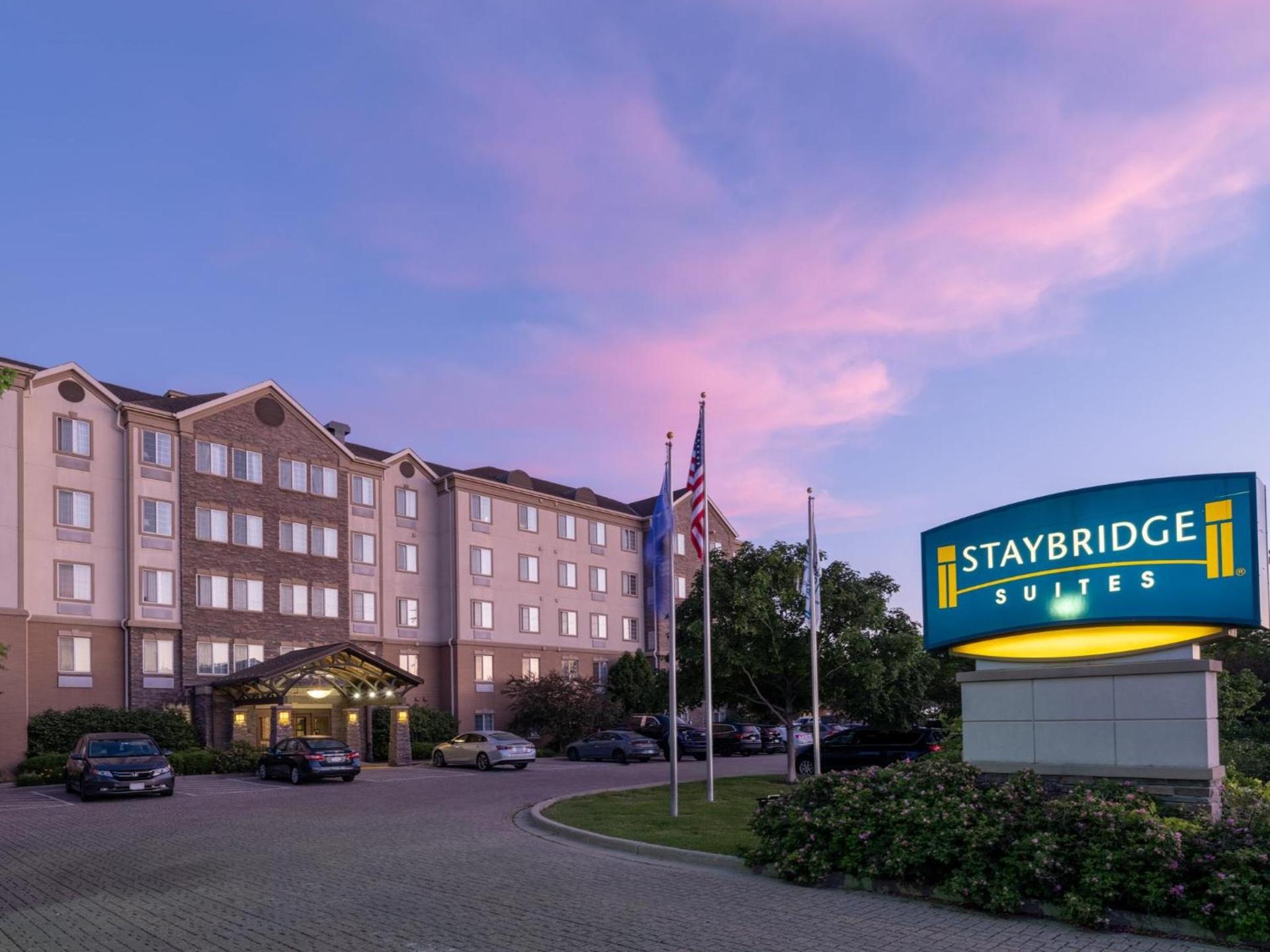 Staybridge Suites Milwaukee Airport South by IHG — hotel in Franklin