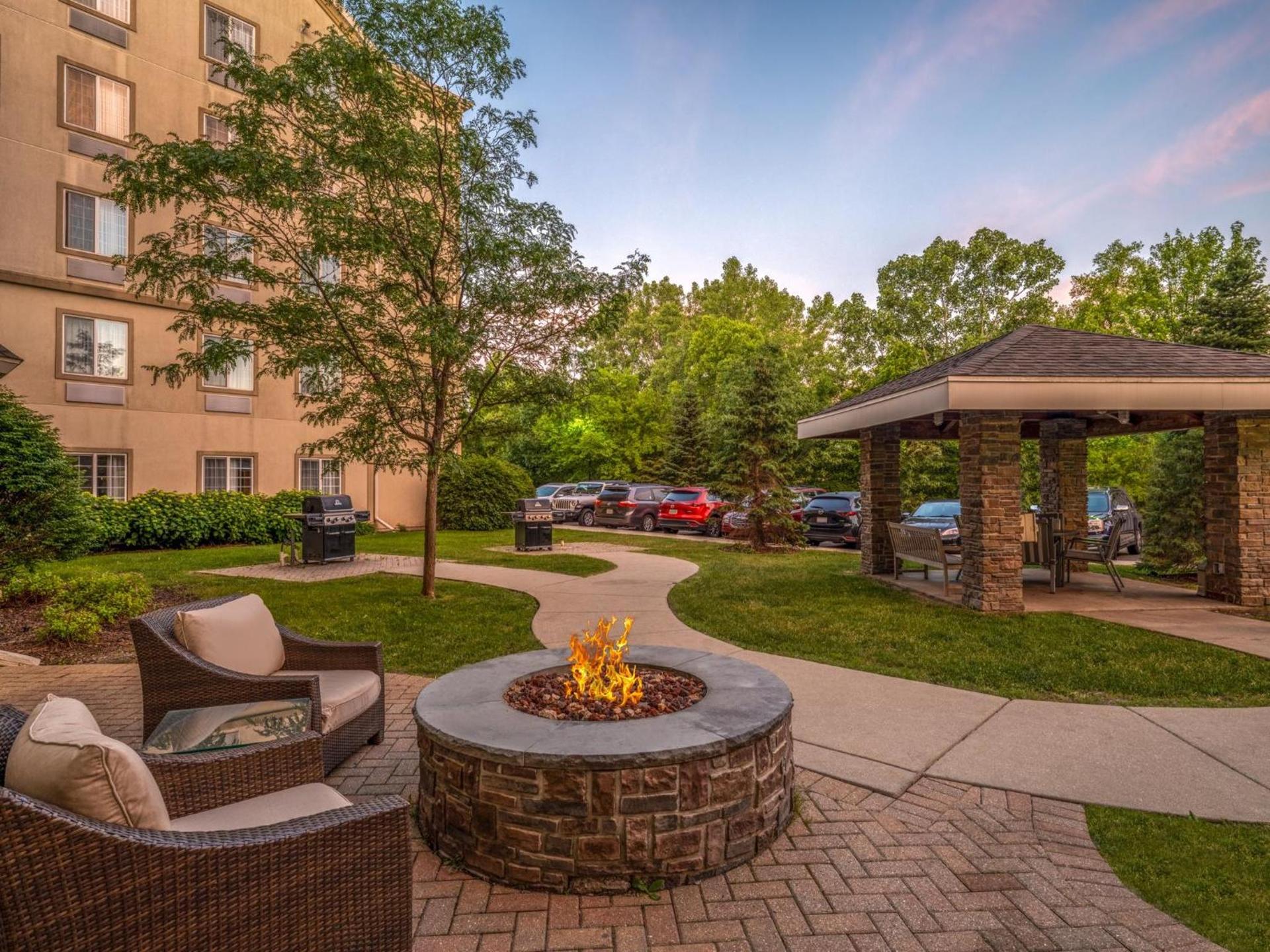 Staybridge Suites Milwaukee Airport South by IHG photo 6