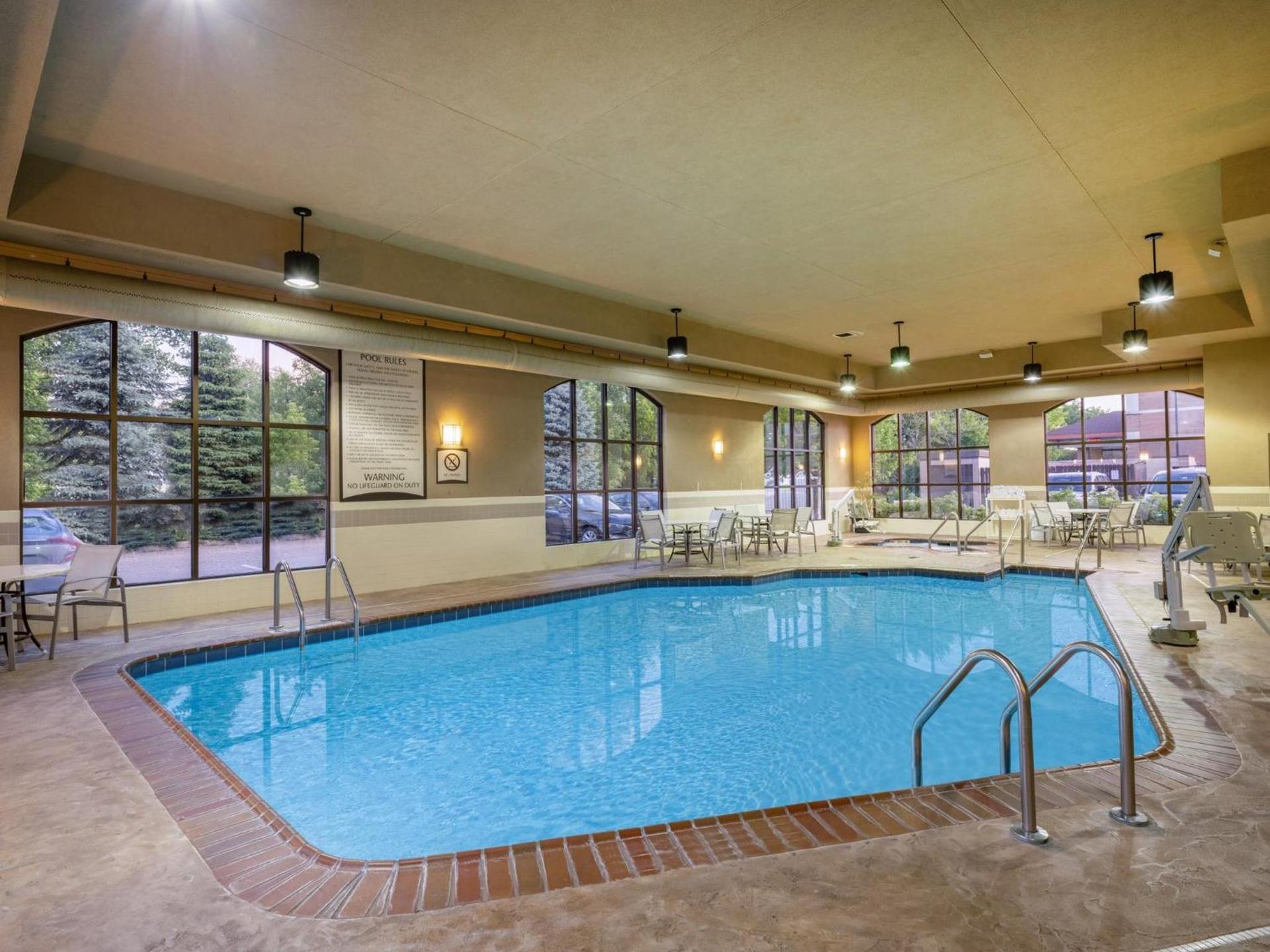 Staybridge Suites Milwaukee Airport South by IHG photo 5