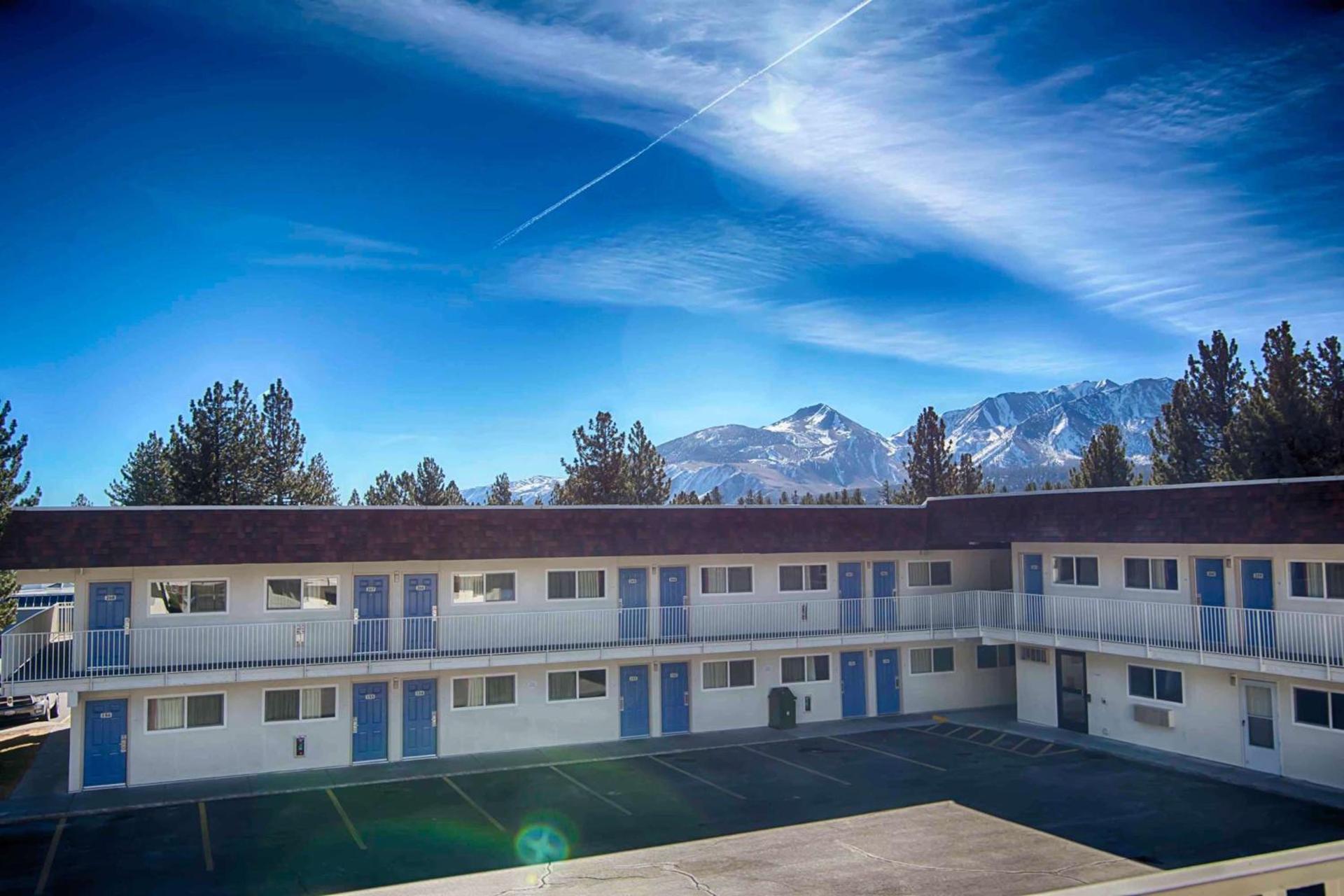 Motel 6-Mammoth Lakes, CA photo 2