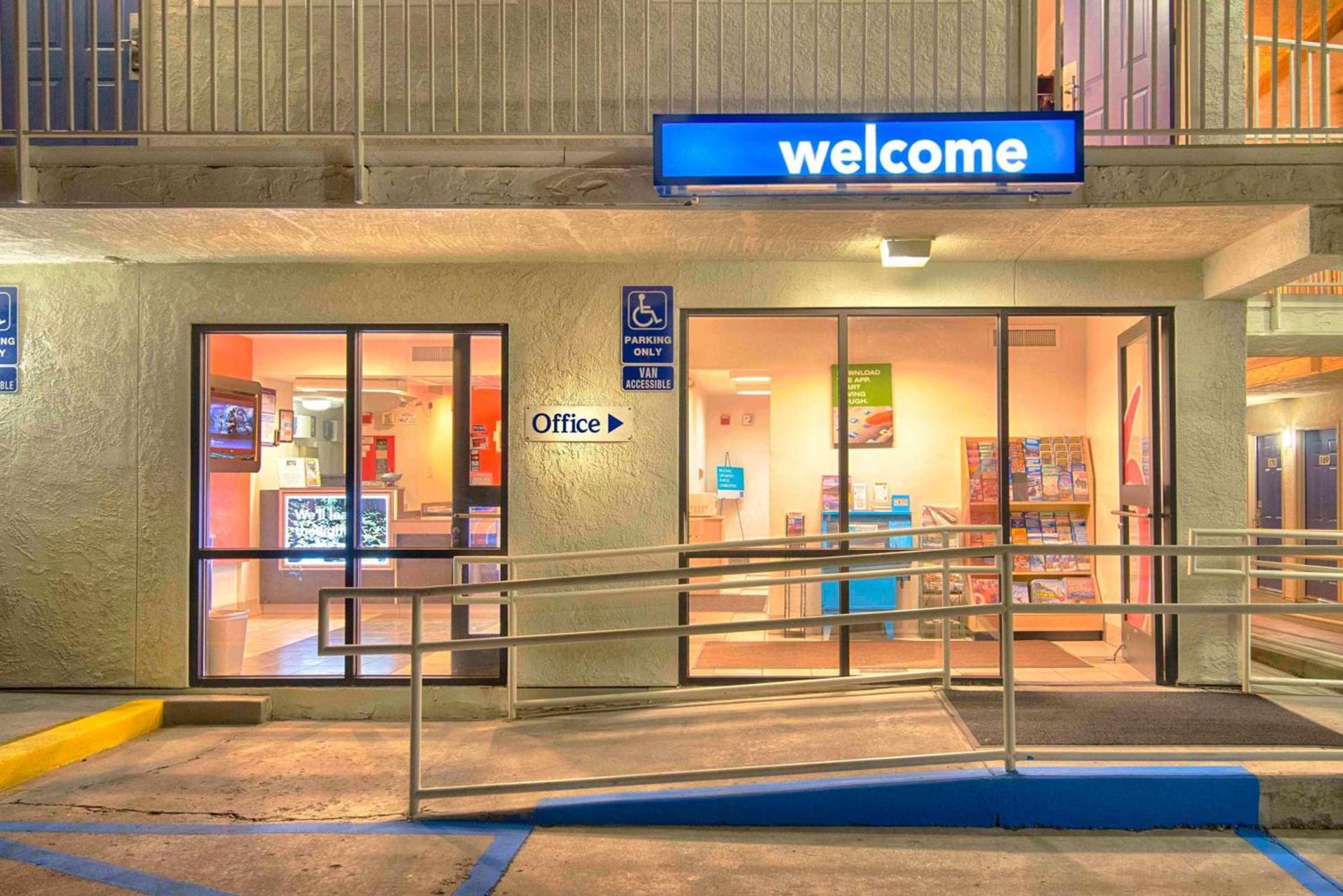 Motel 6-Mammoth Lakes, CA photo 5