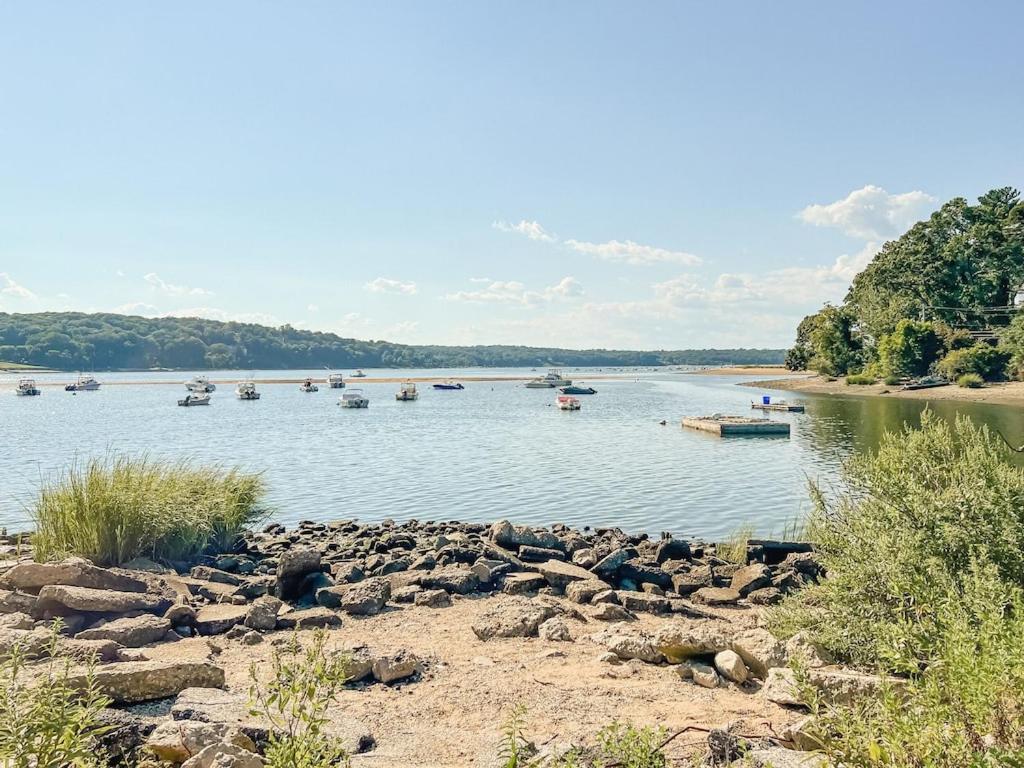 New Listing ! Captain's Cottage - Cold Spring Harbor Water Views photo 5