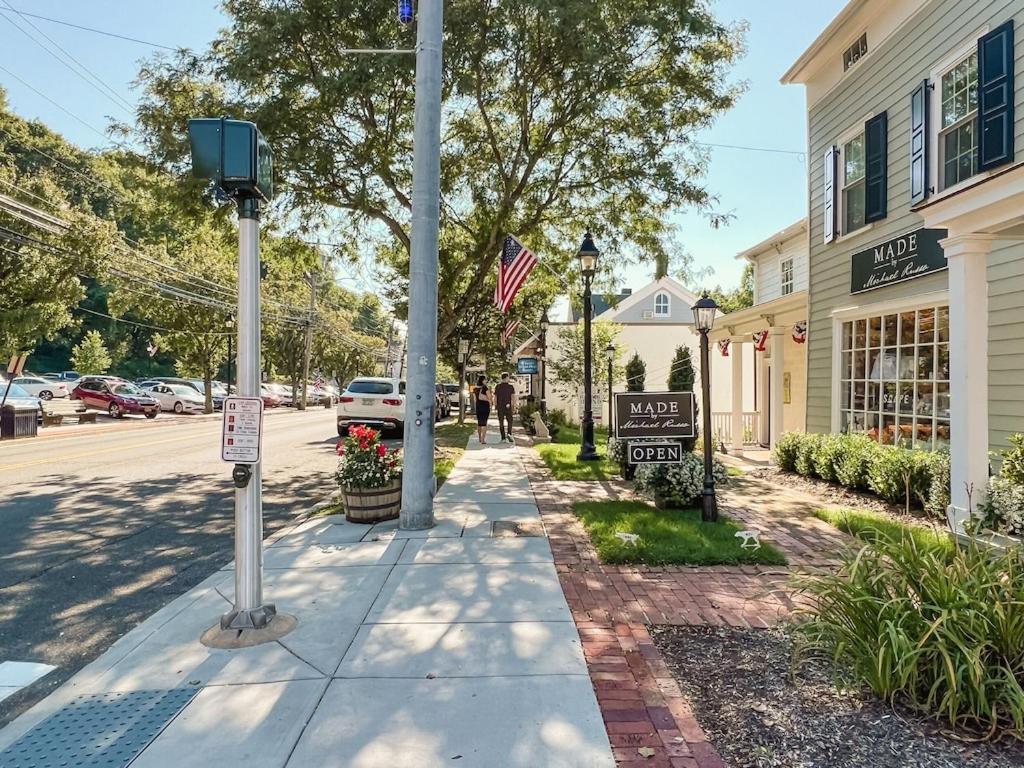 New Listing ! Captain's Cottage - Cold Spring Harbor Water Views photo 19