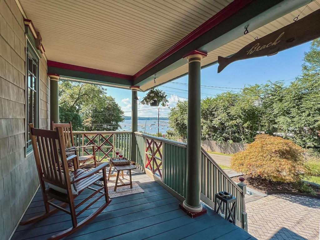 New Listing ! Captain's Cottage - Cold Spring Harbor Water Views photo 31