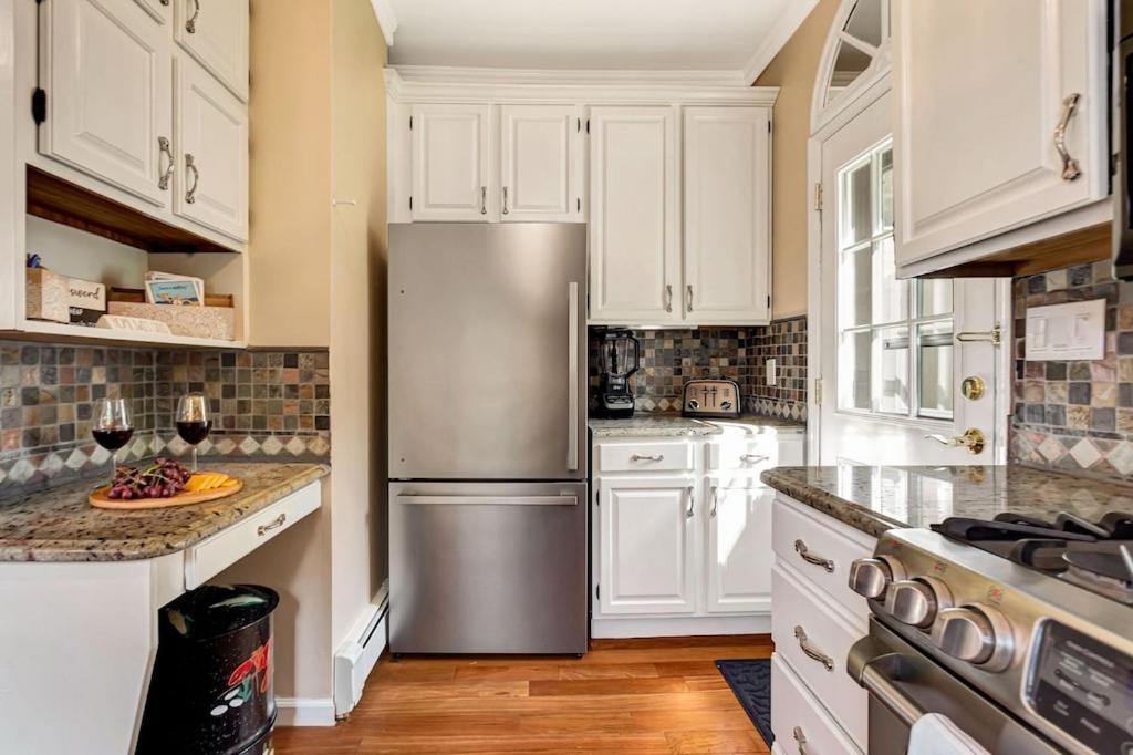 New Listing ! Captain's Cottage - Cold Spring Harbor Water Views photo 33