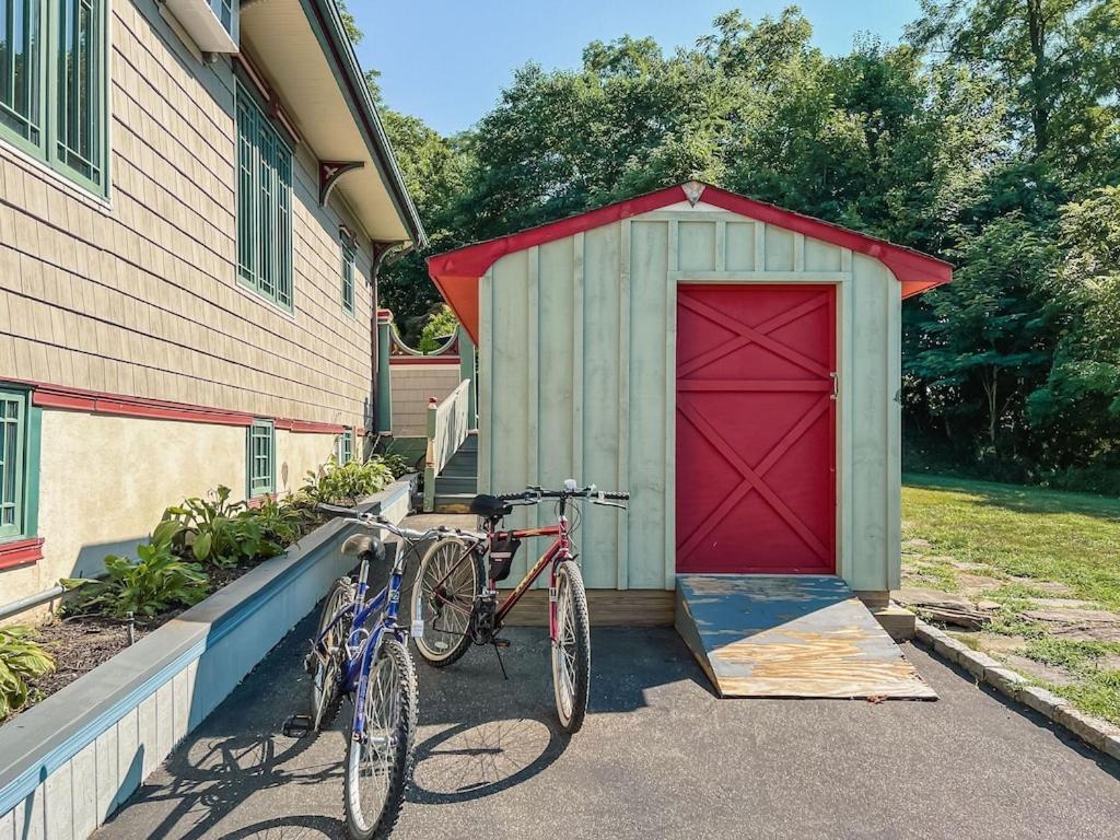 New Listing ! Captain's Cottage - Cold Spring Harbor Water Views photo 51