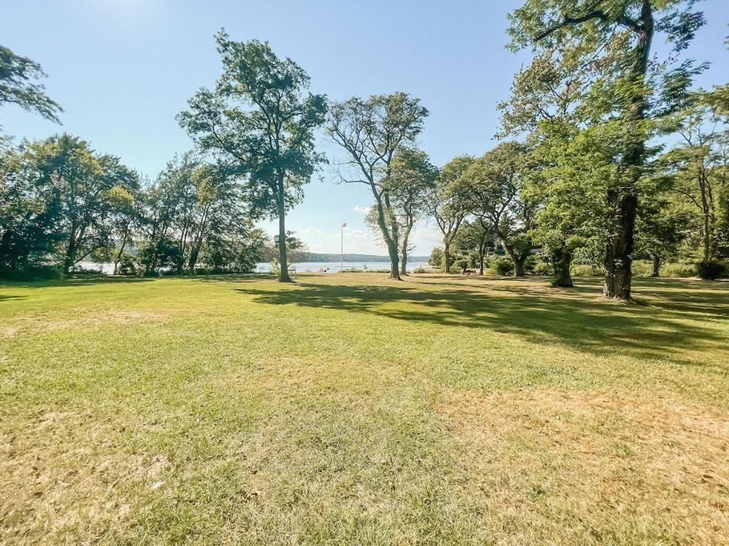 New Listing ! Captain's Cottage - Cold Spring Harbor Water Views photo 64