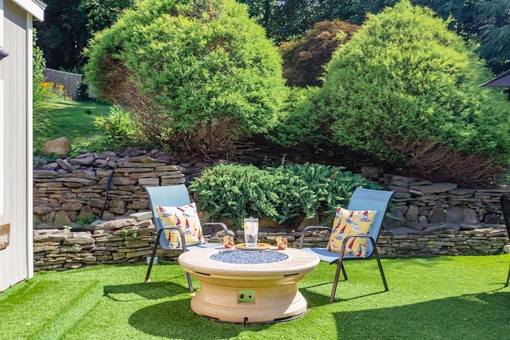 New Listing ! Captain's Cottage - Cold Spring Harbor Water Views photo 65