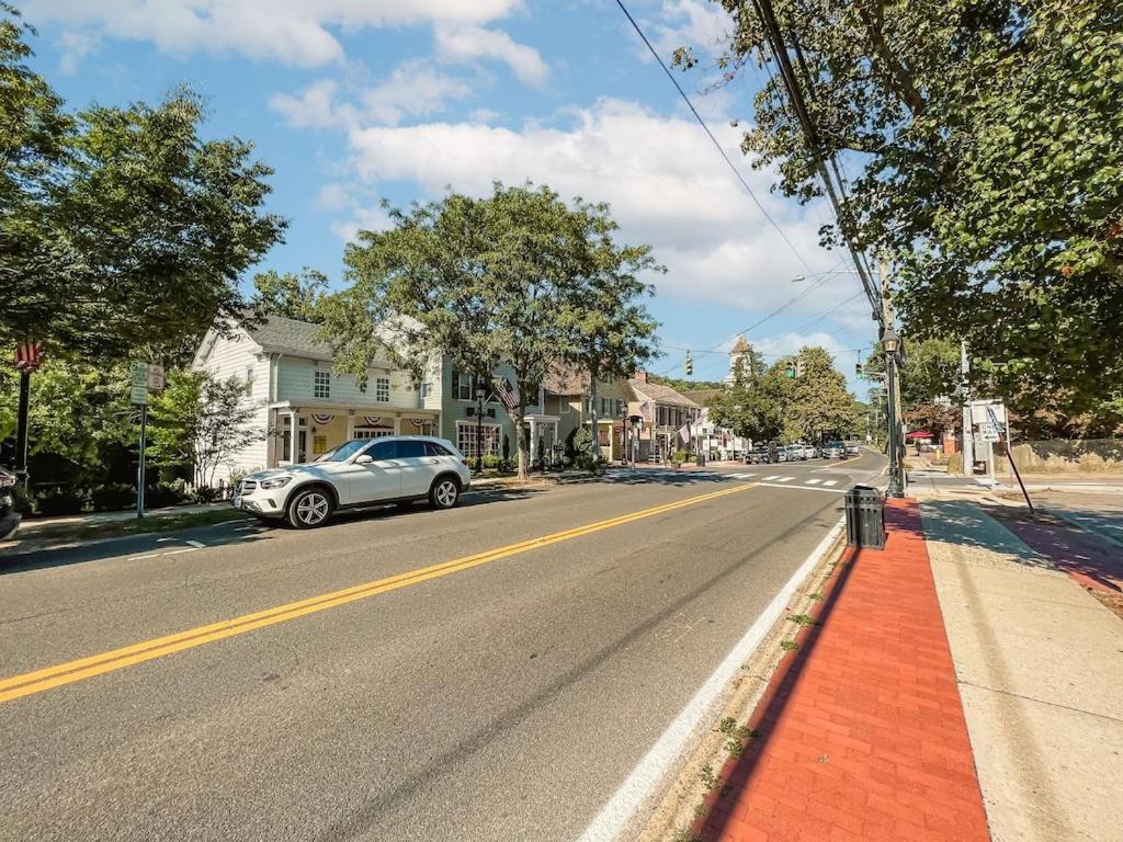 New Listing ! Captain's Cottage - Cold Spring Harbor Water Views photo 67