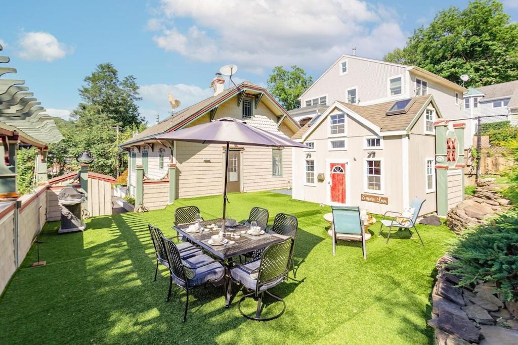 New Listing ! Captain's Cottage - Cold Spring Harbor Water Views photo 71