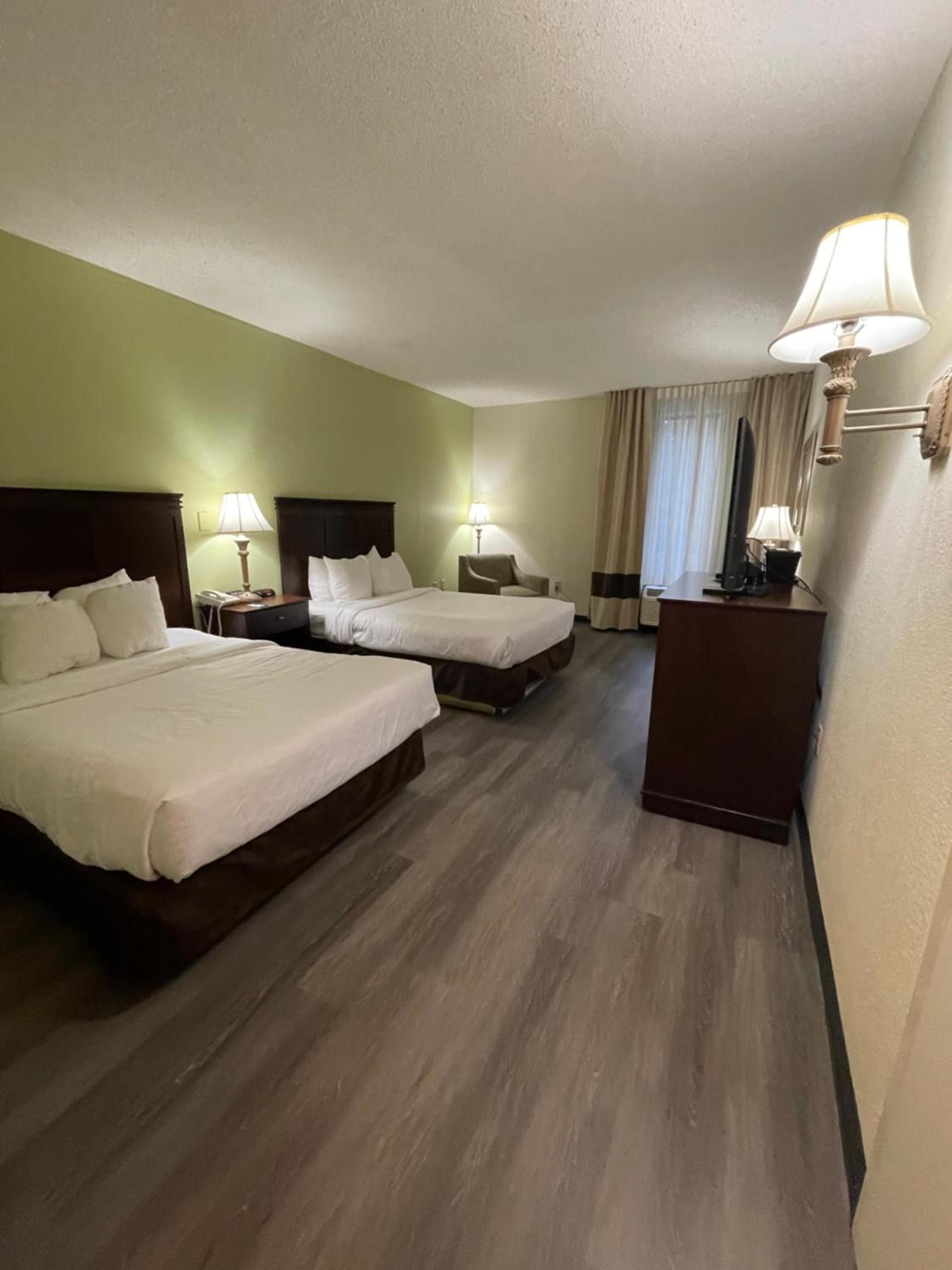 Comfort Inn Pinehurst - Southern Pines photo 71