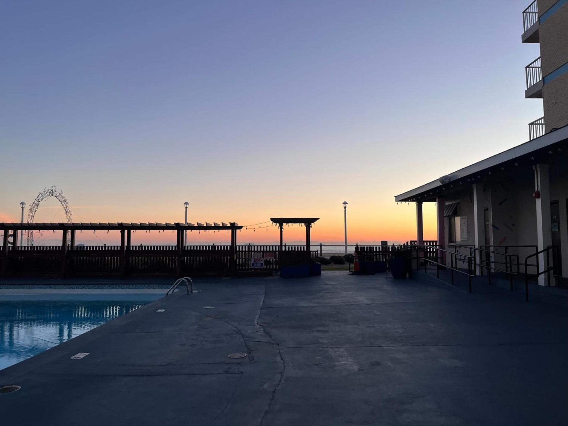 Spark by Hilton Virginia Beach Oceanfront photo 43
