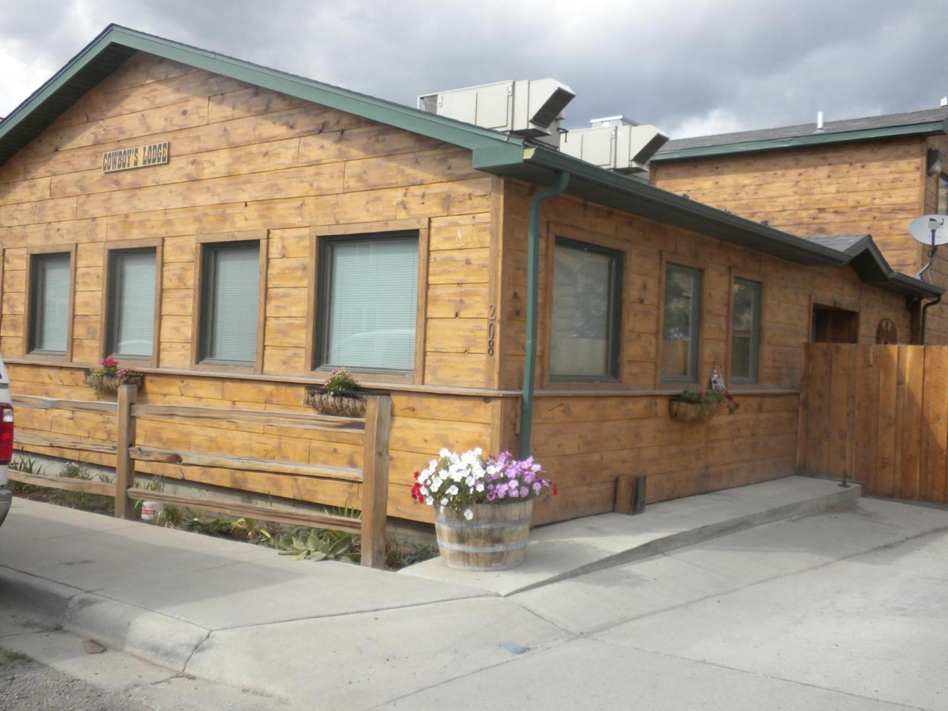 Cowboy's Lodge photo 1