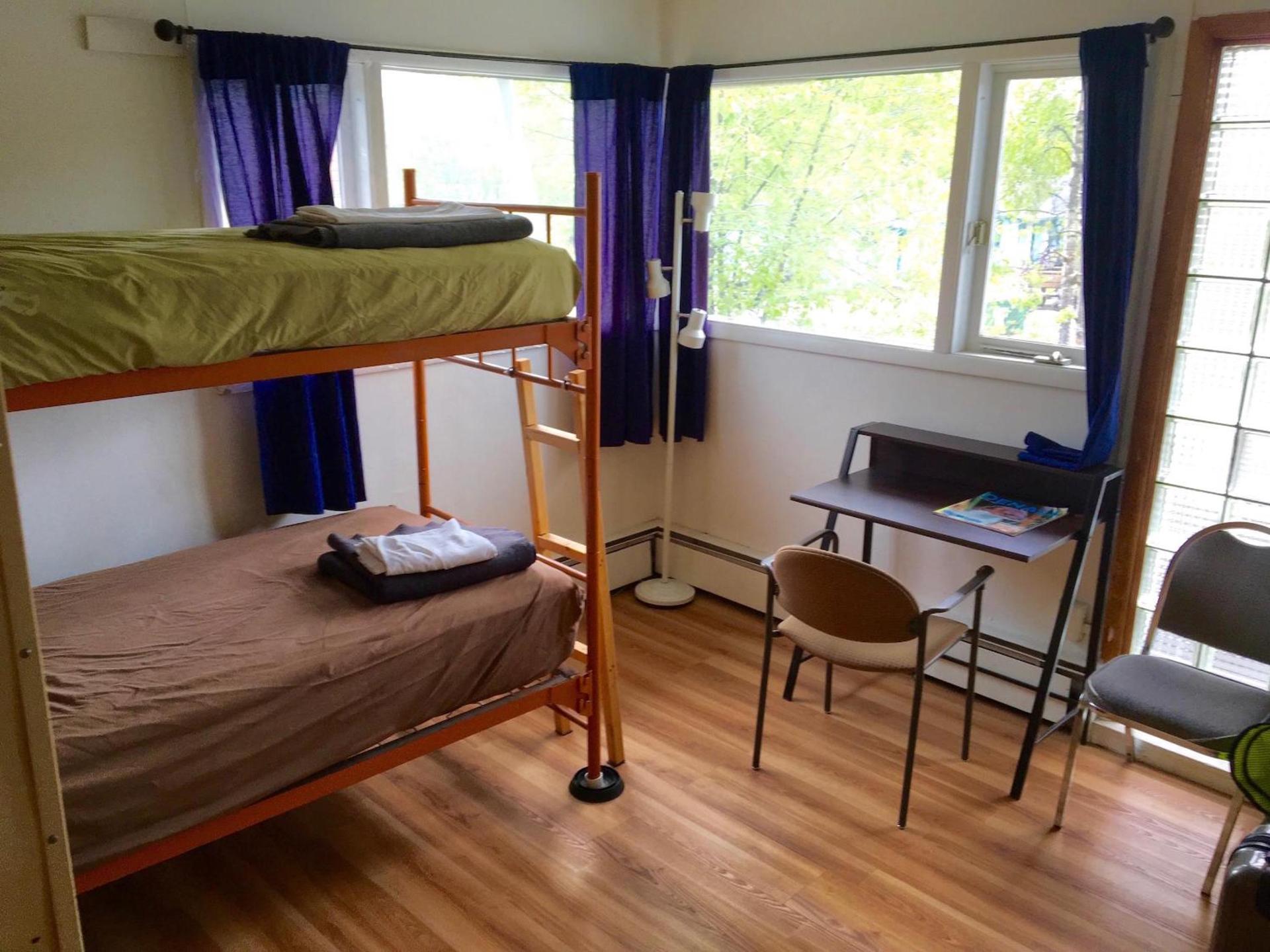 Base Camp Anchorage Hostel photo 2