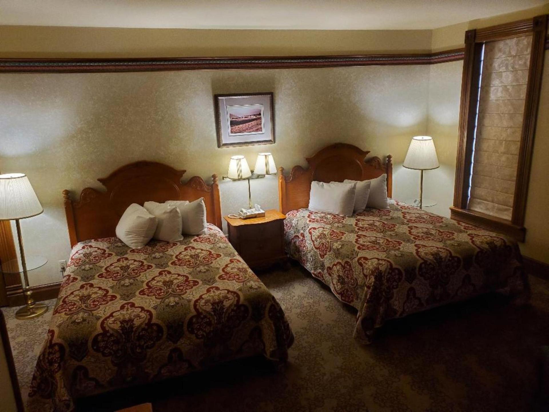 Historic Bullock Hotel photo 36