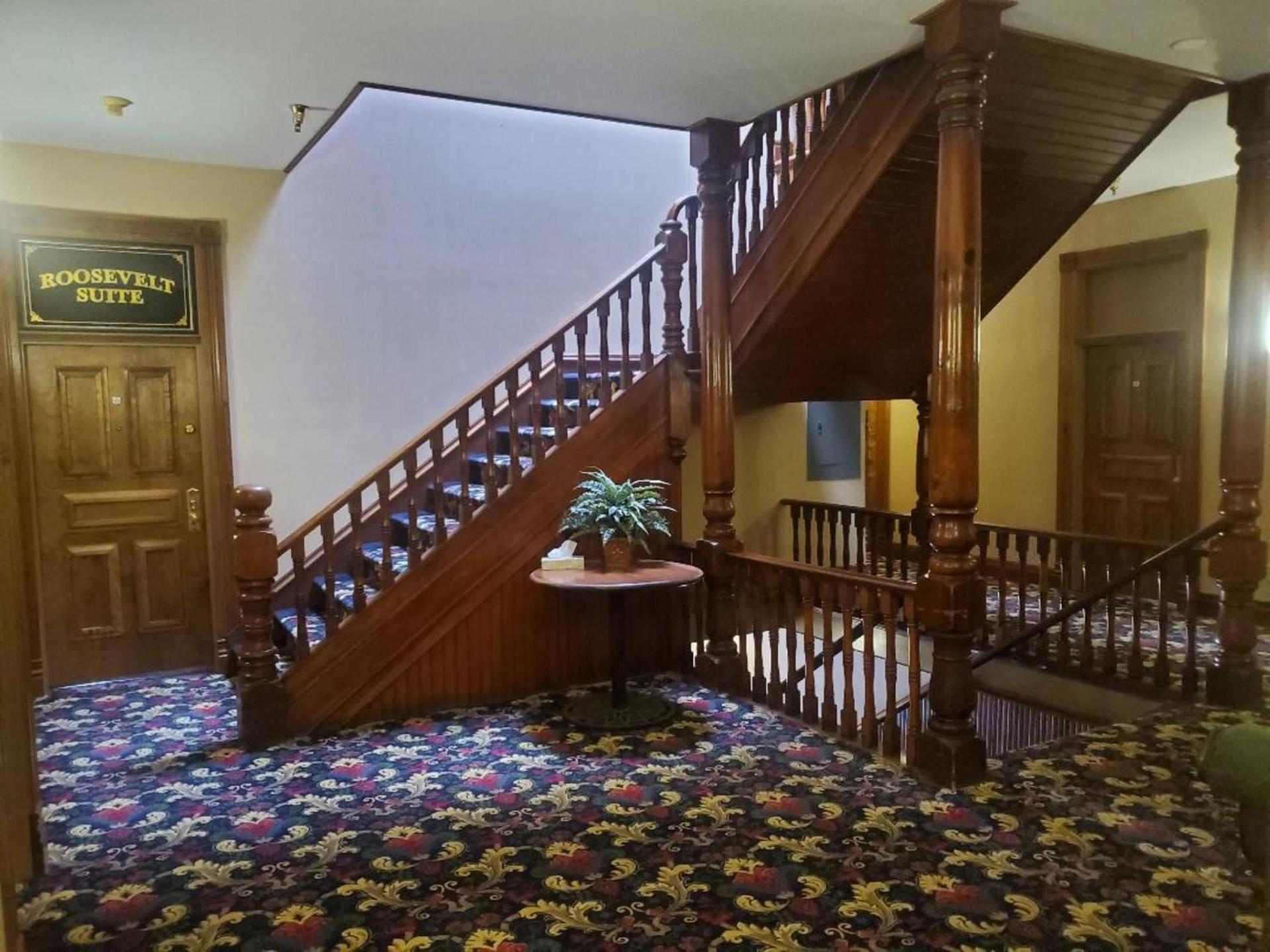 Historic Bullock Hotel photo 22