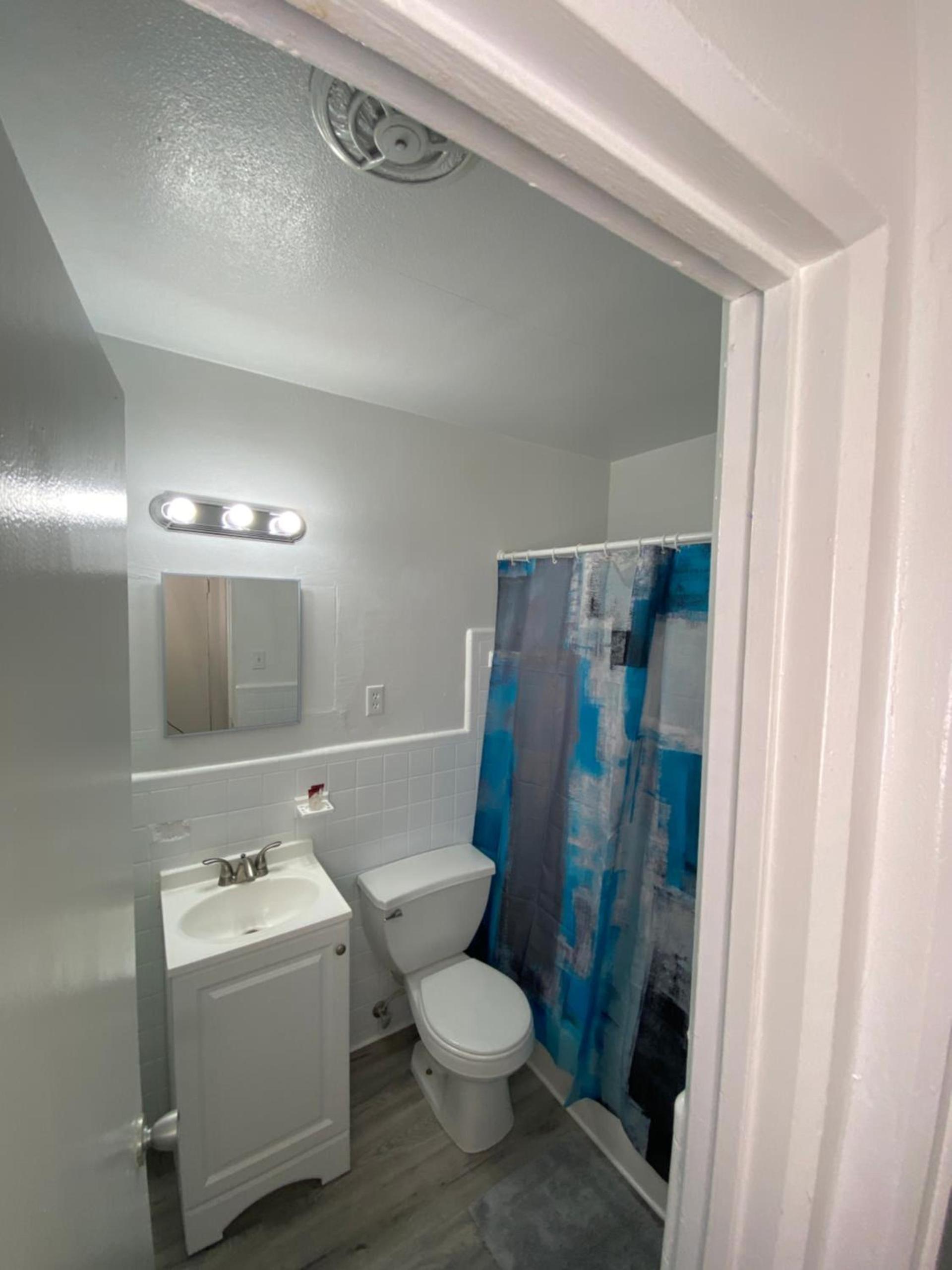 Uptown Inn & Suites photo 4