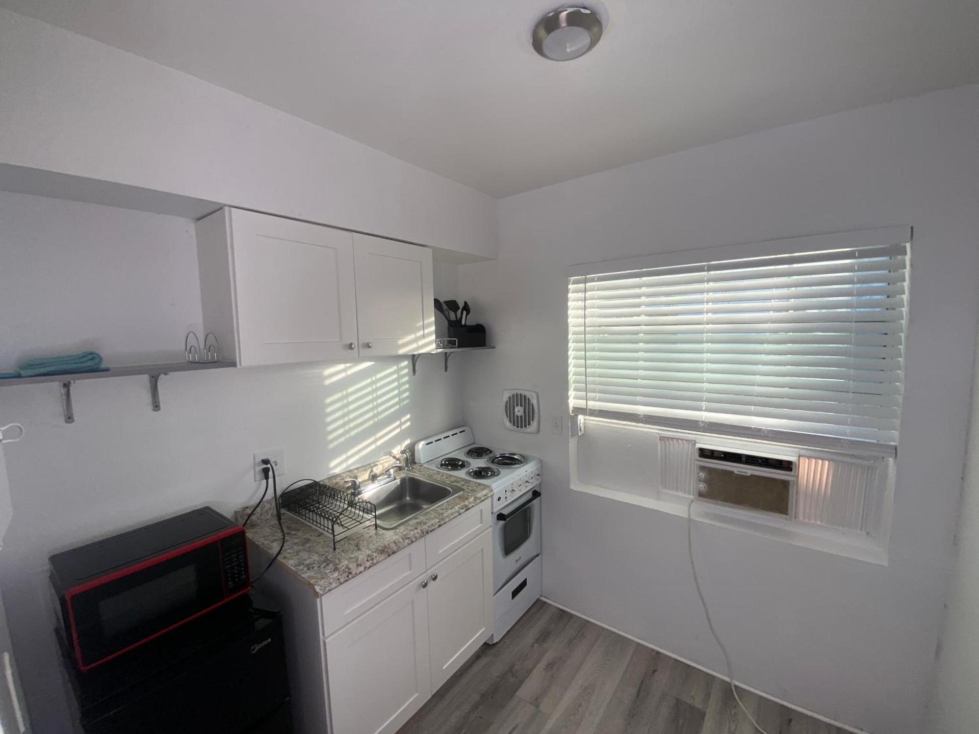 Uptown Inn & Suites photo 6