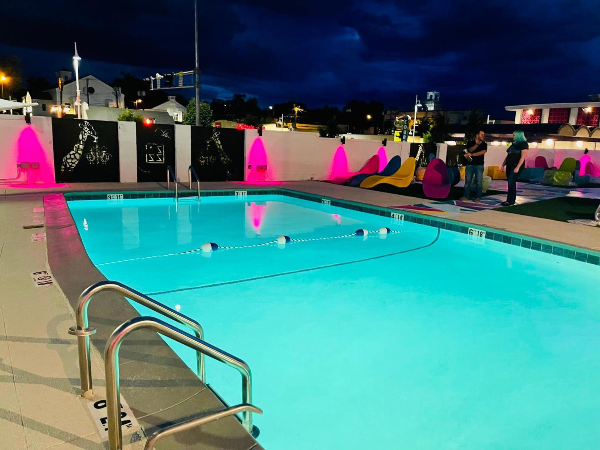 Hotel ZAZZ photo 2