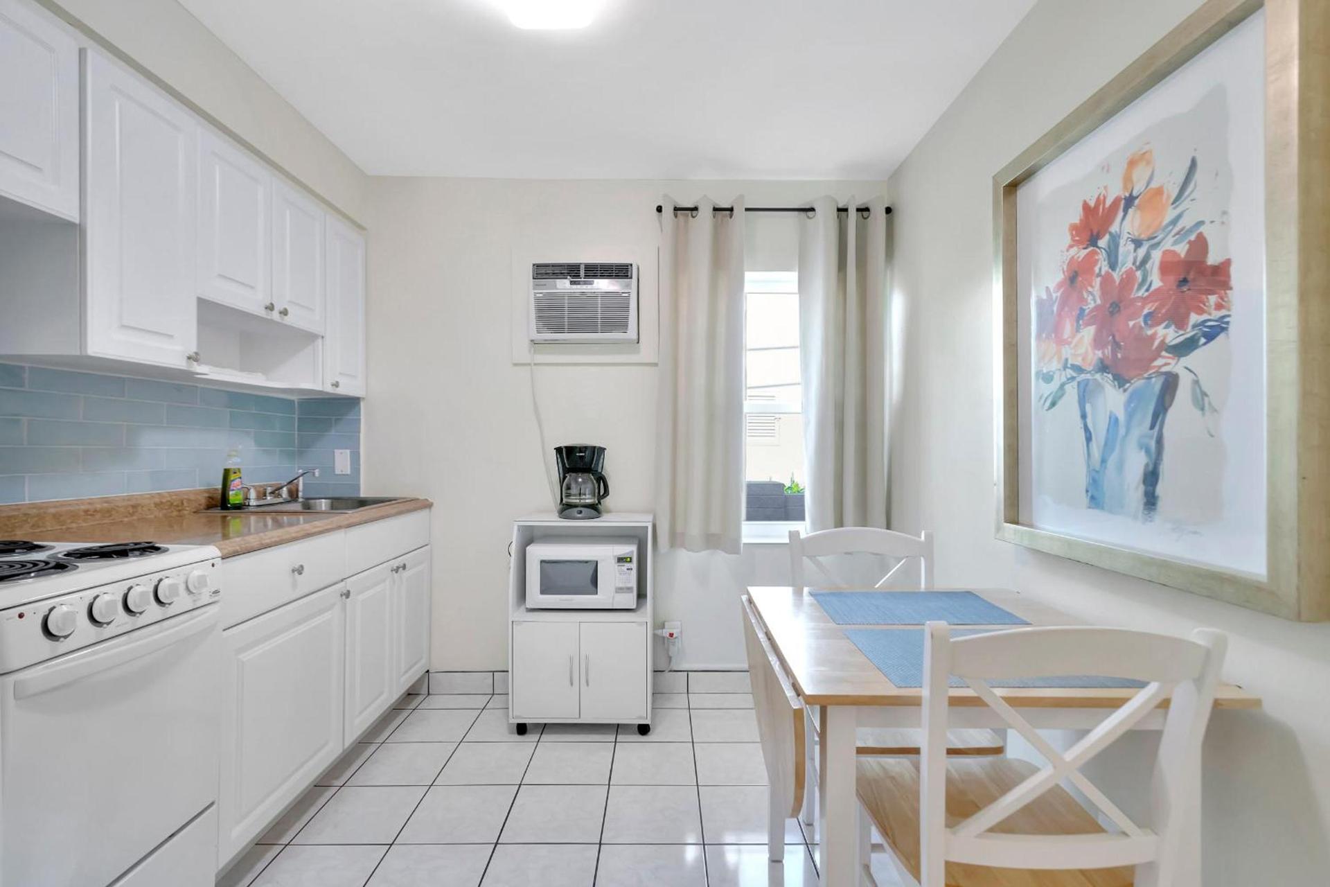 Seahorse Guesthouse photo 26