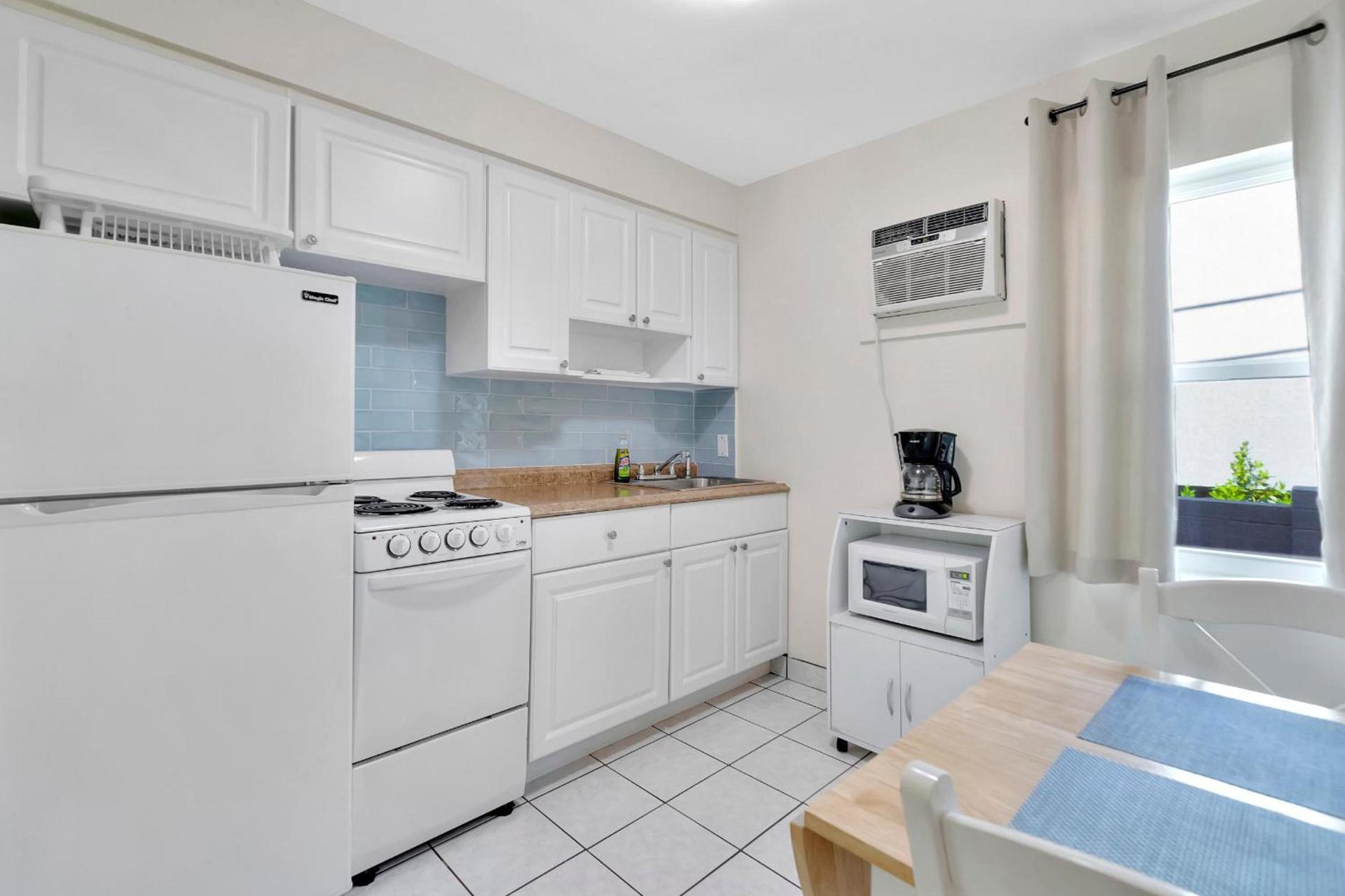 Seahorse Guesthouse photo 20