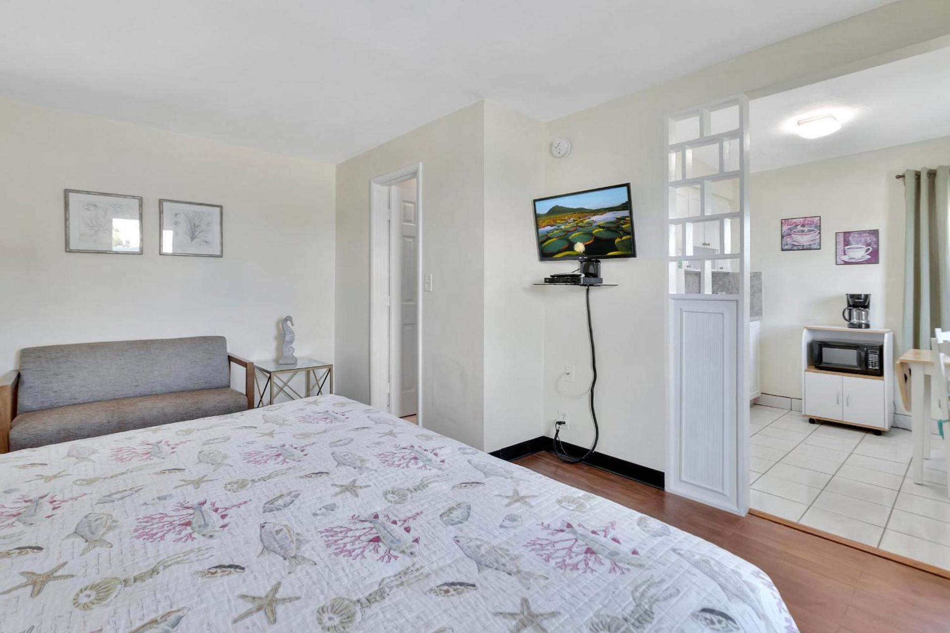 Seahorse Guesthouse photo 28