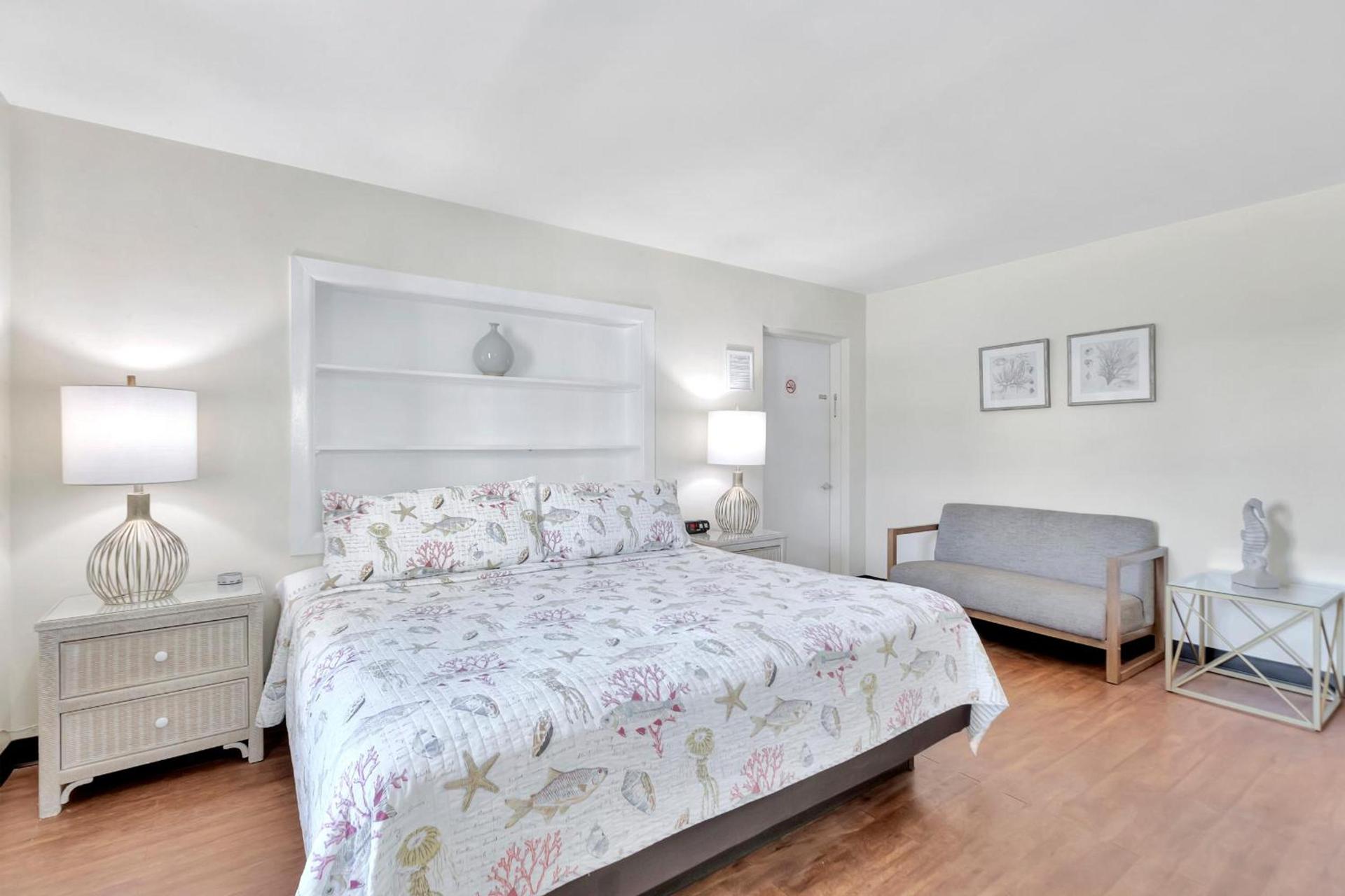 Seahorse Guesthouse photo 27