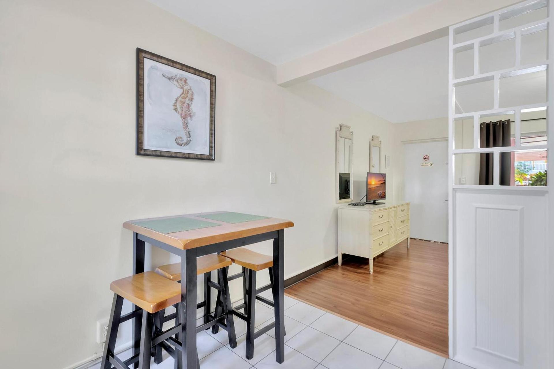 Seahorse Guesthouse photo 49