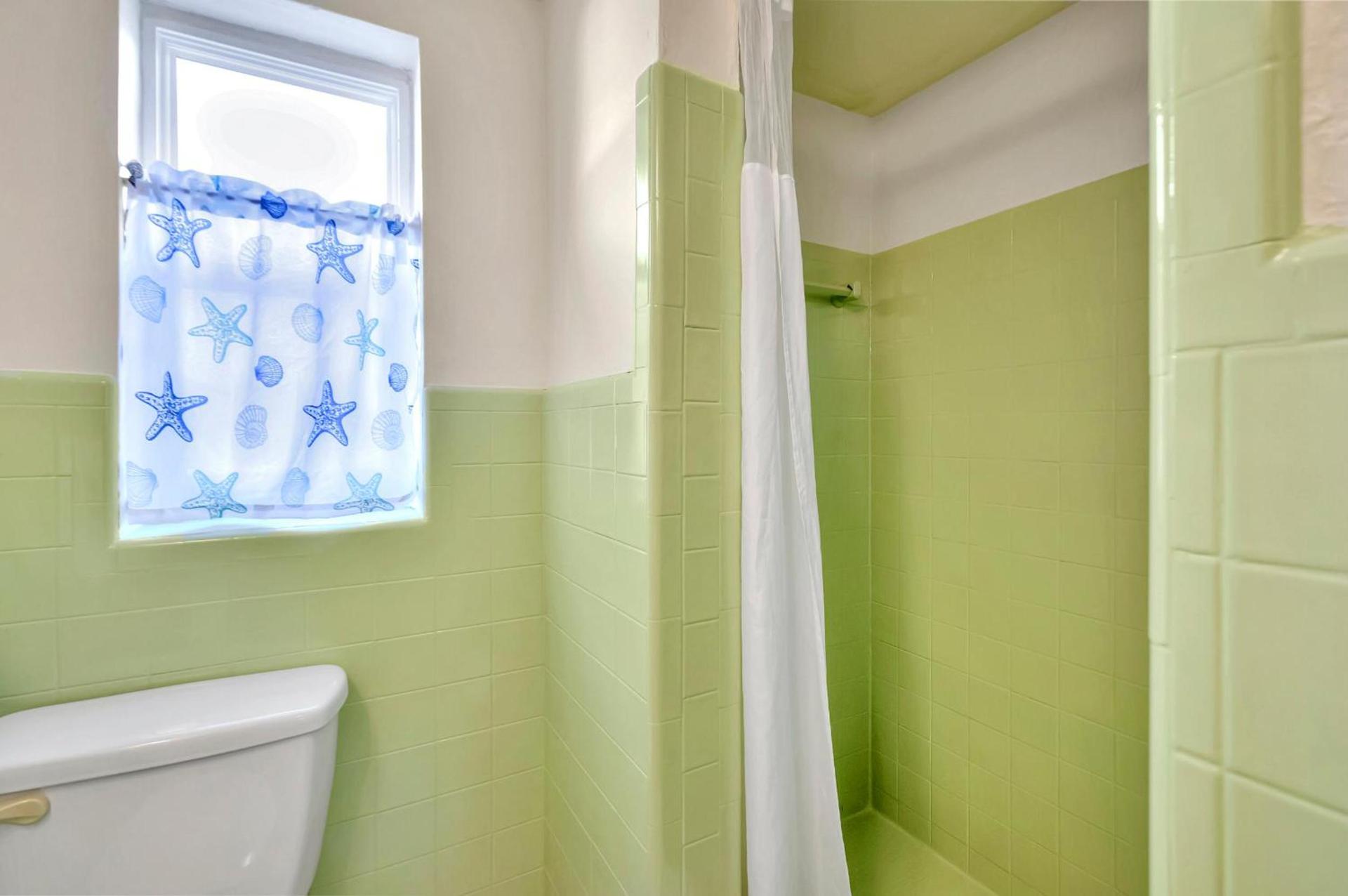 Seahorse Guesthouse photo 46