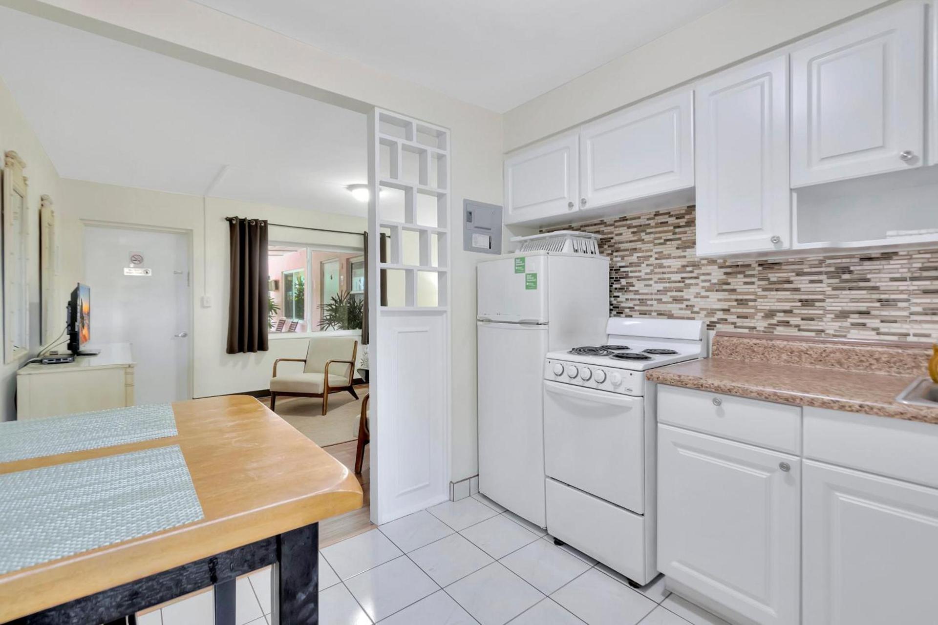 Seahorse Guesthouse photo 51
