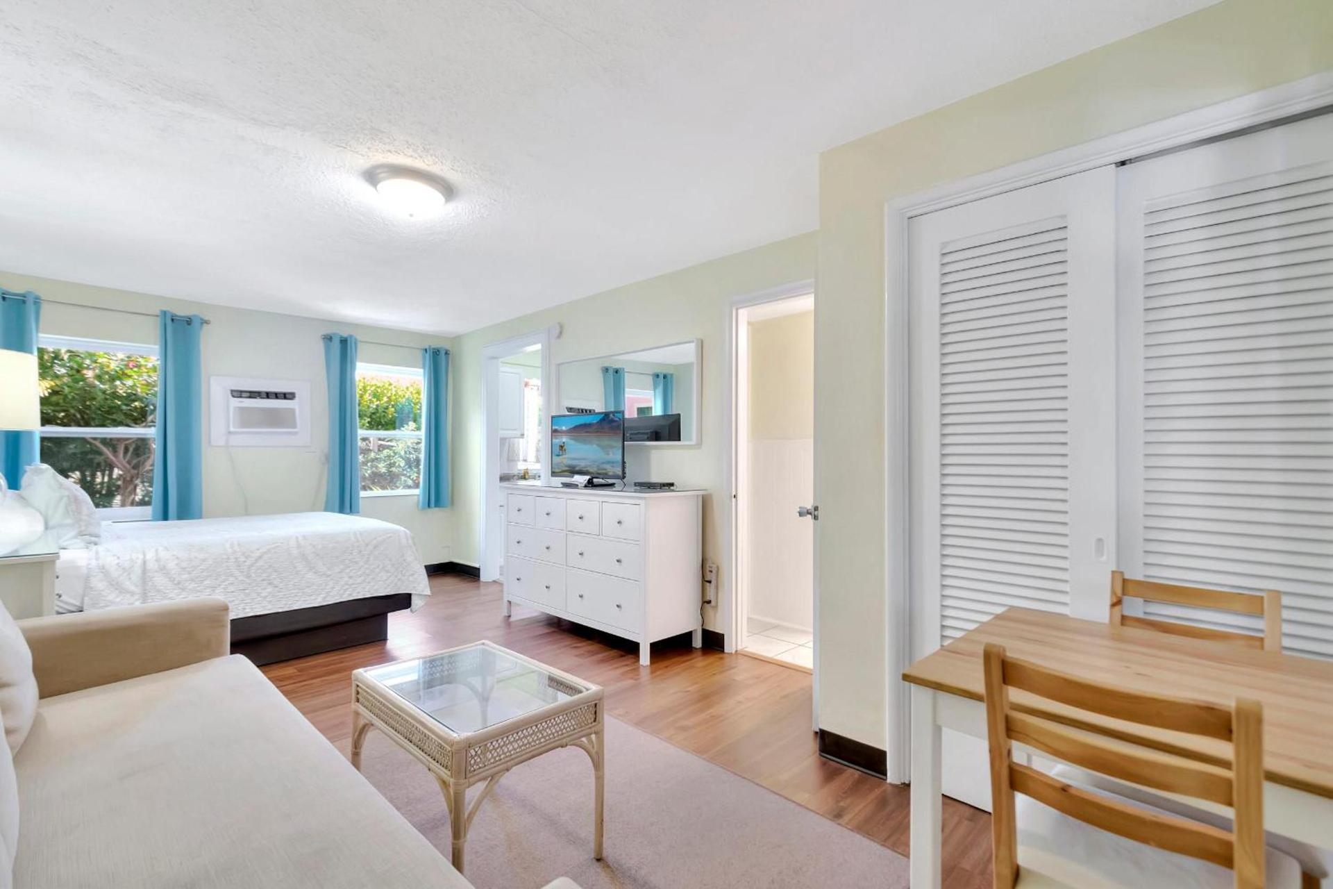 Seahorse Guesthouse photo 64